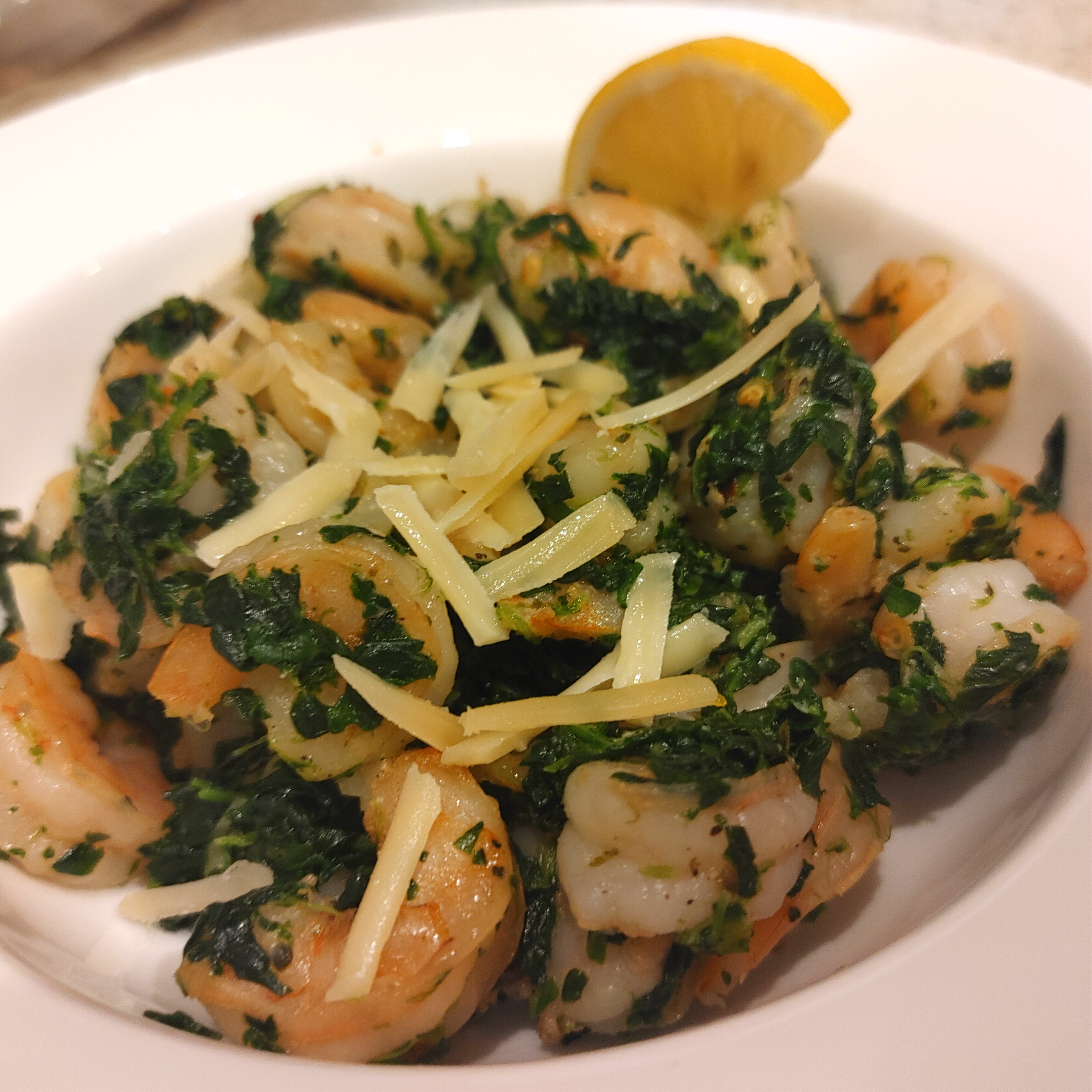 SPINACH GARLIC BUTTER SHRIMP