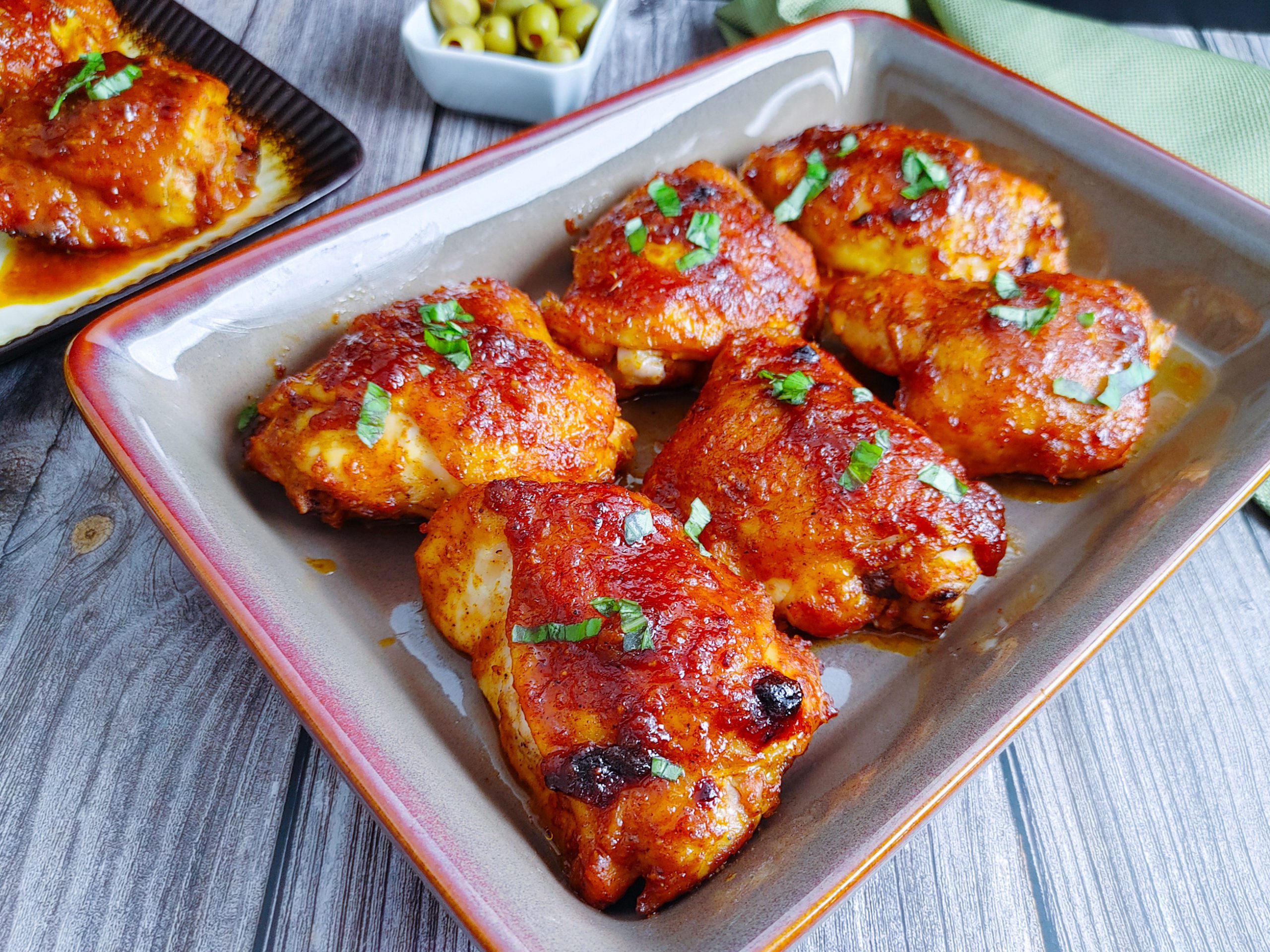 Simple Honey Garlic Glazed Chicken Thighs