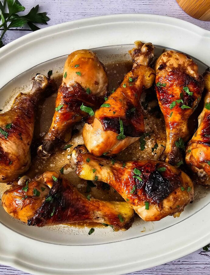 Easy Marinated Oven-Baked Chicken Drumsticks