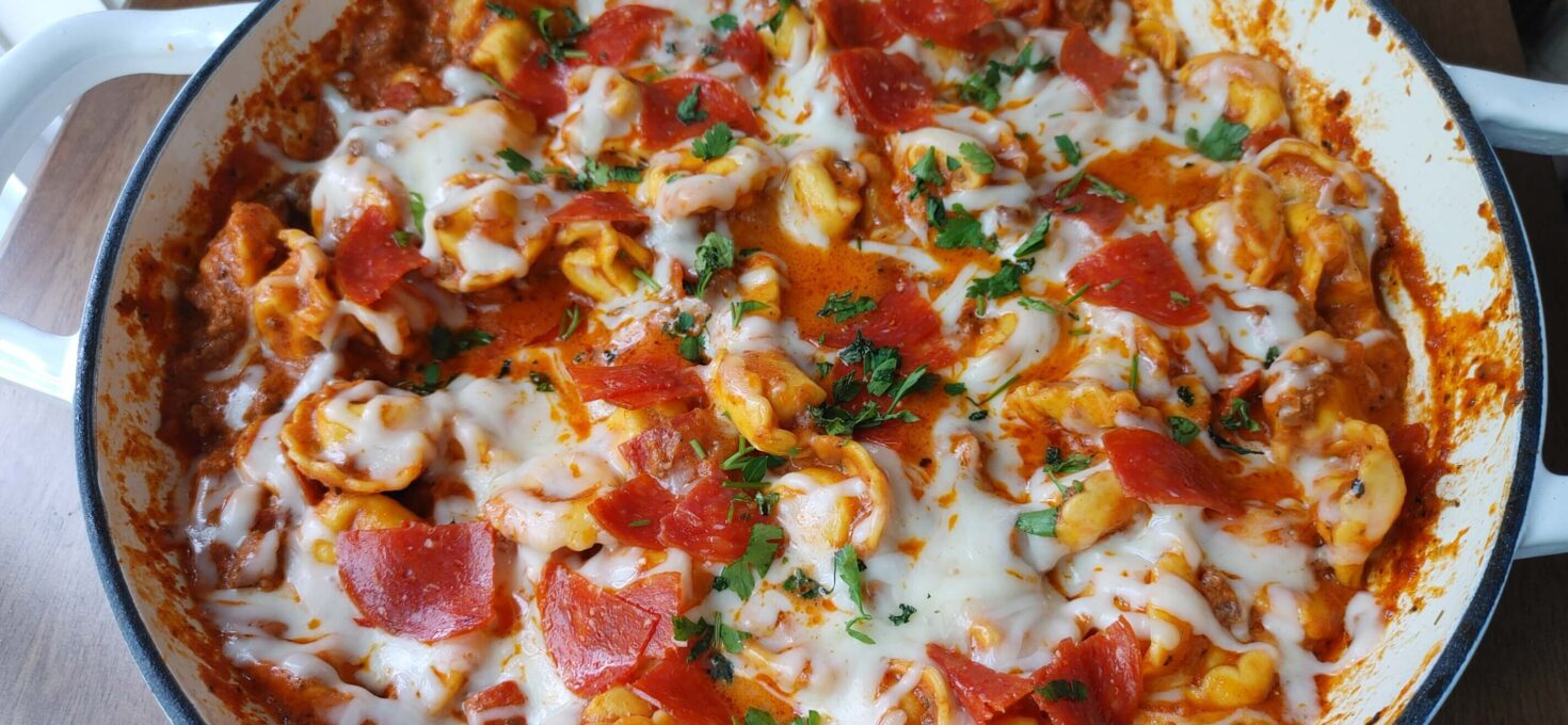 Easy Pizza Tortellini Skillet