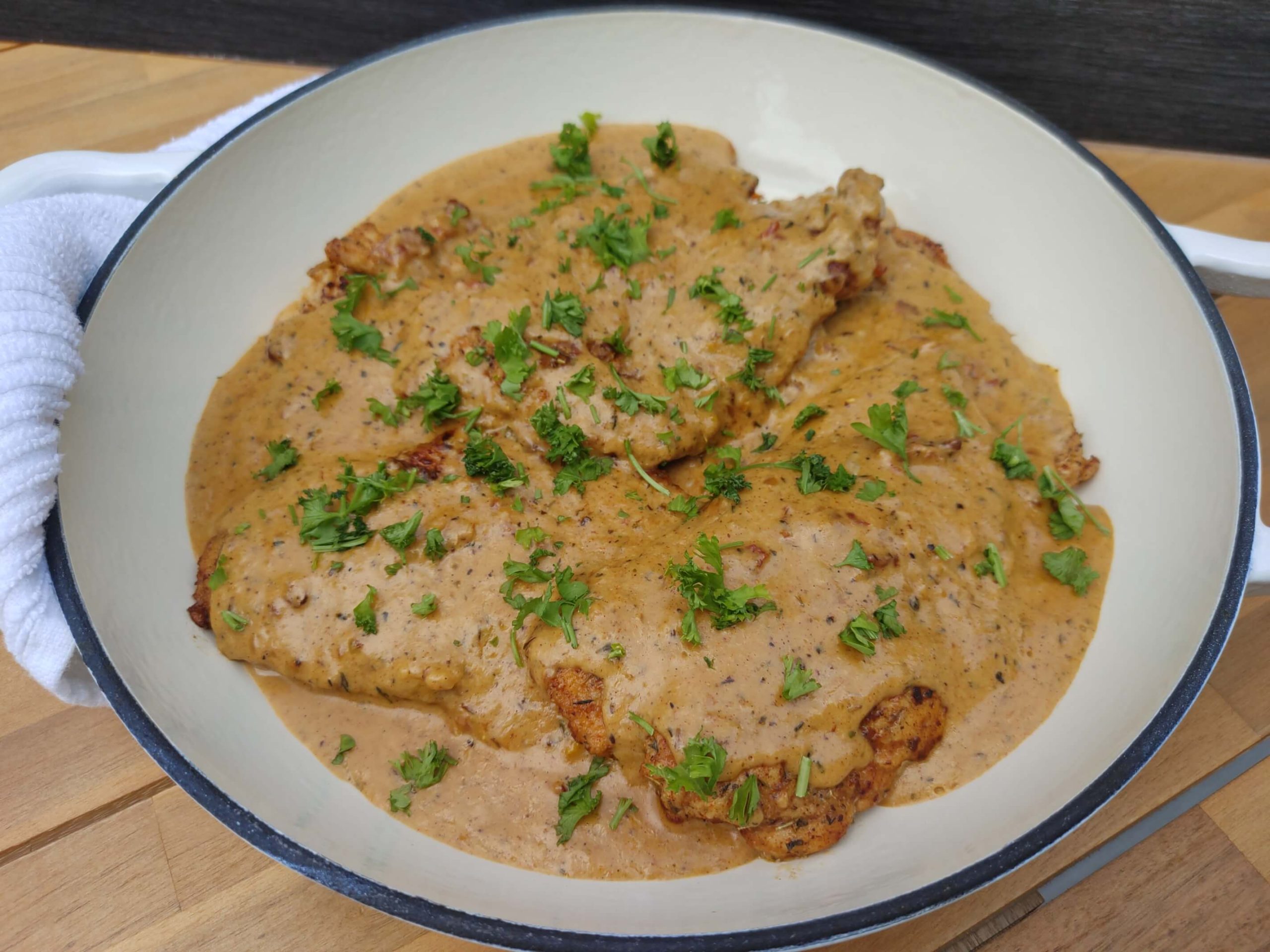CREAMY SMOTHERED CHICKEN BREAST