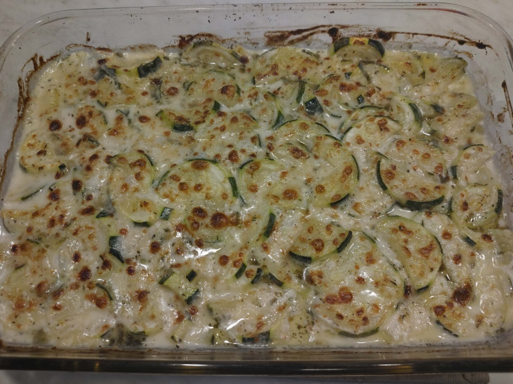 BAKING DISH OF ZUCCHINI AU GRATIN