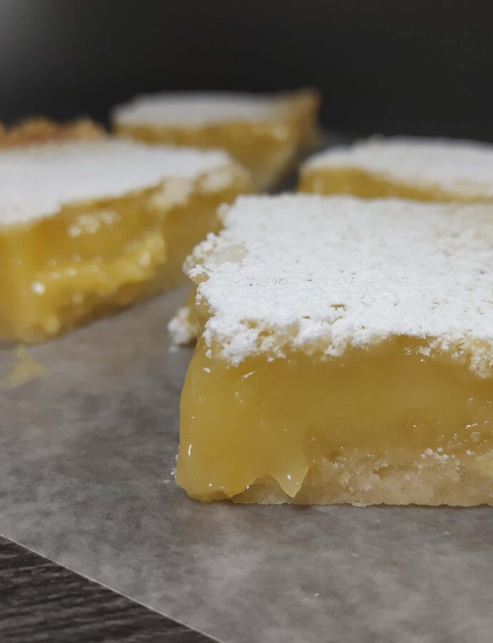 Easy Homemade Lemon Bars