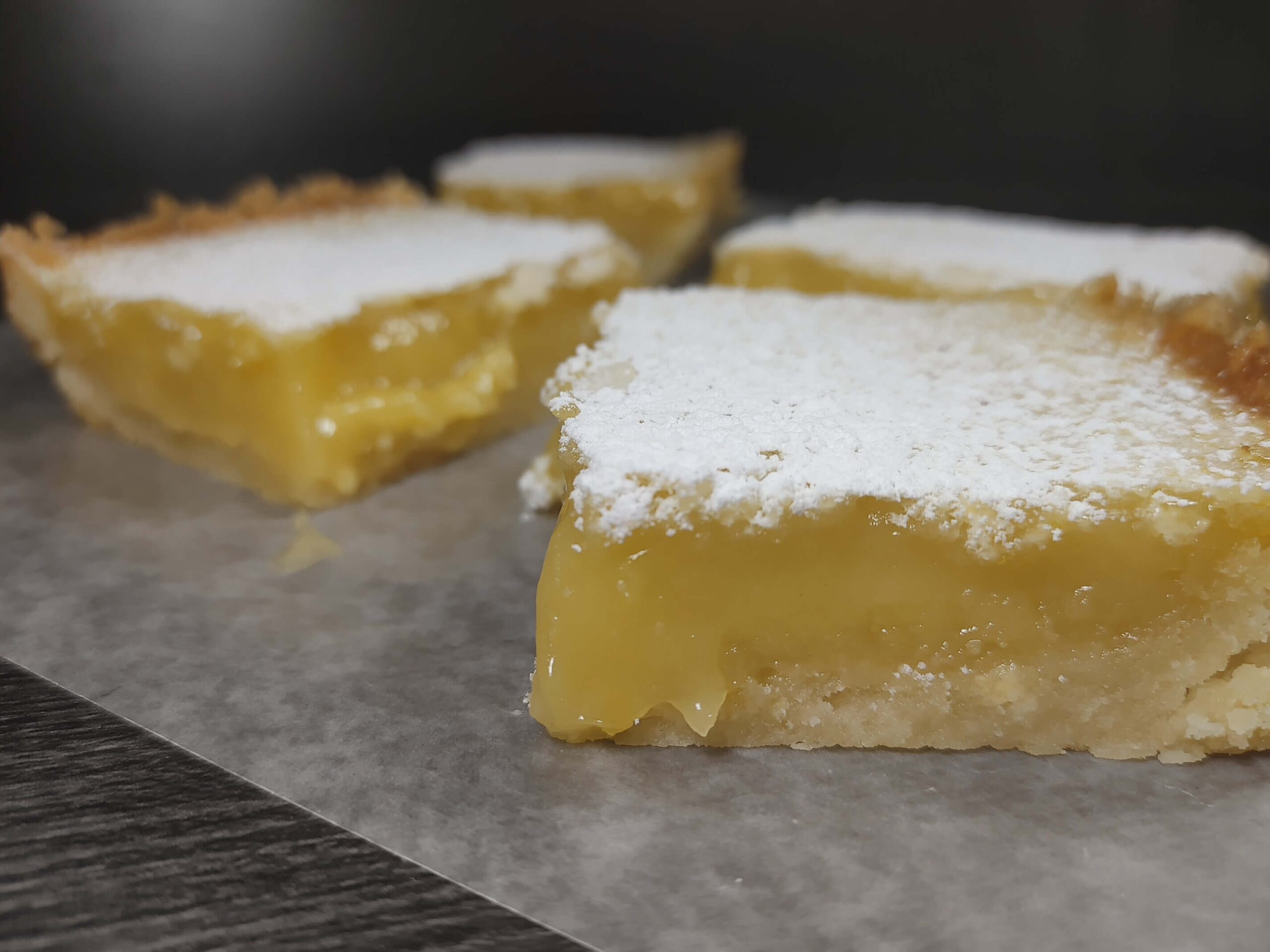 Easy Homemade Lemon Bars