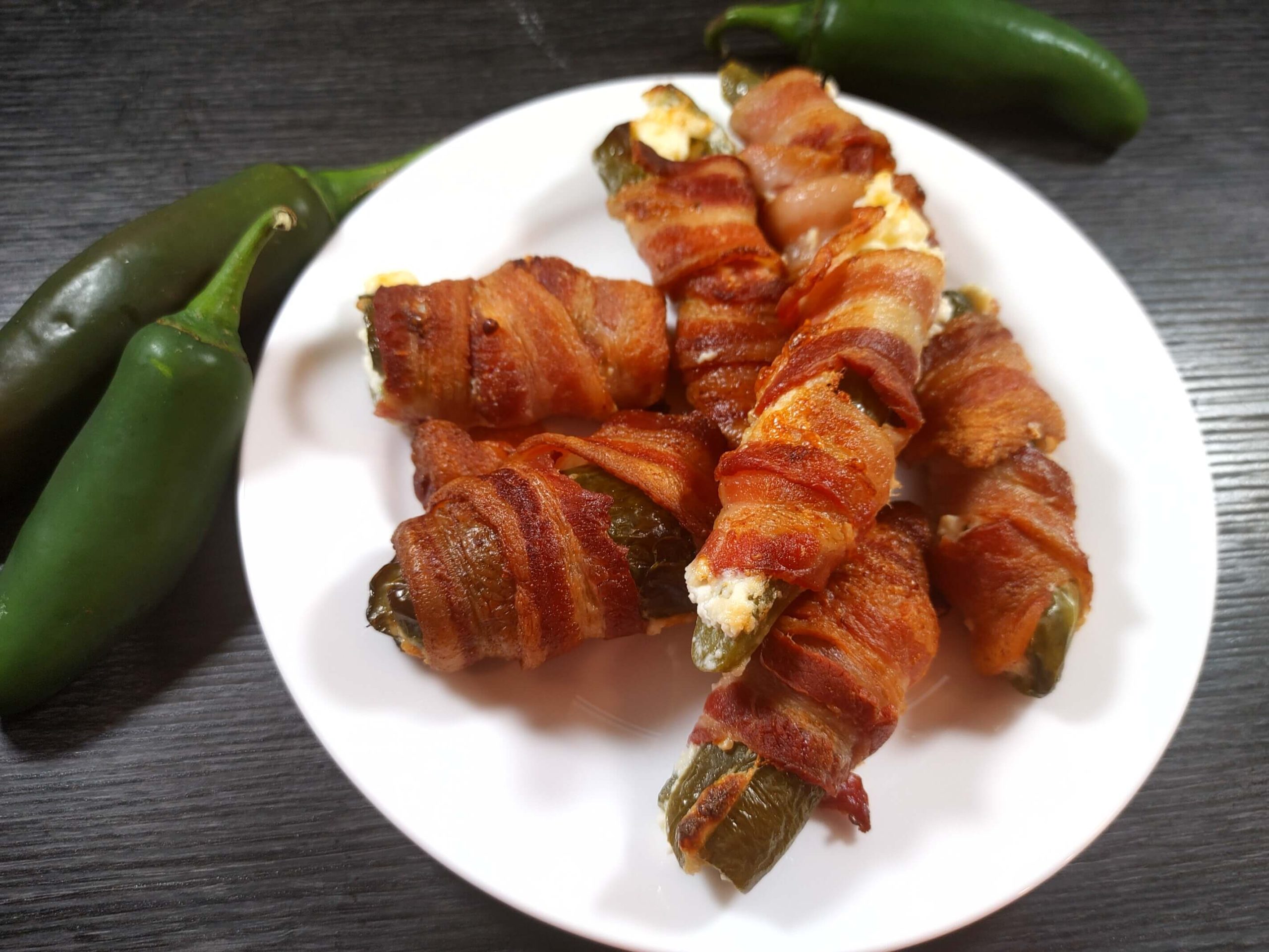Easy Bacon Wrapped Jalapeno Popper
