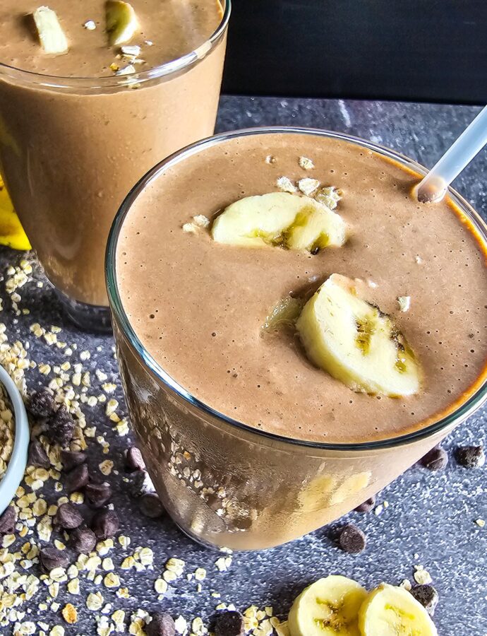 Rich Chocolate Banana Peanut Butter Oat Smoothie
