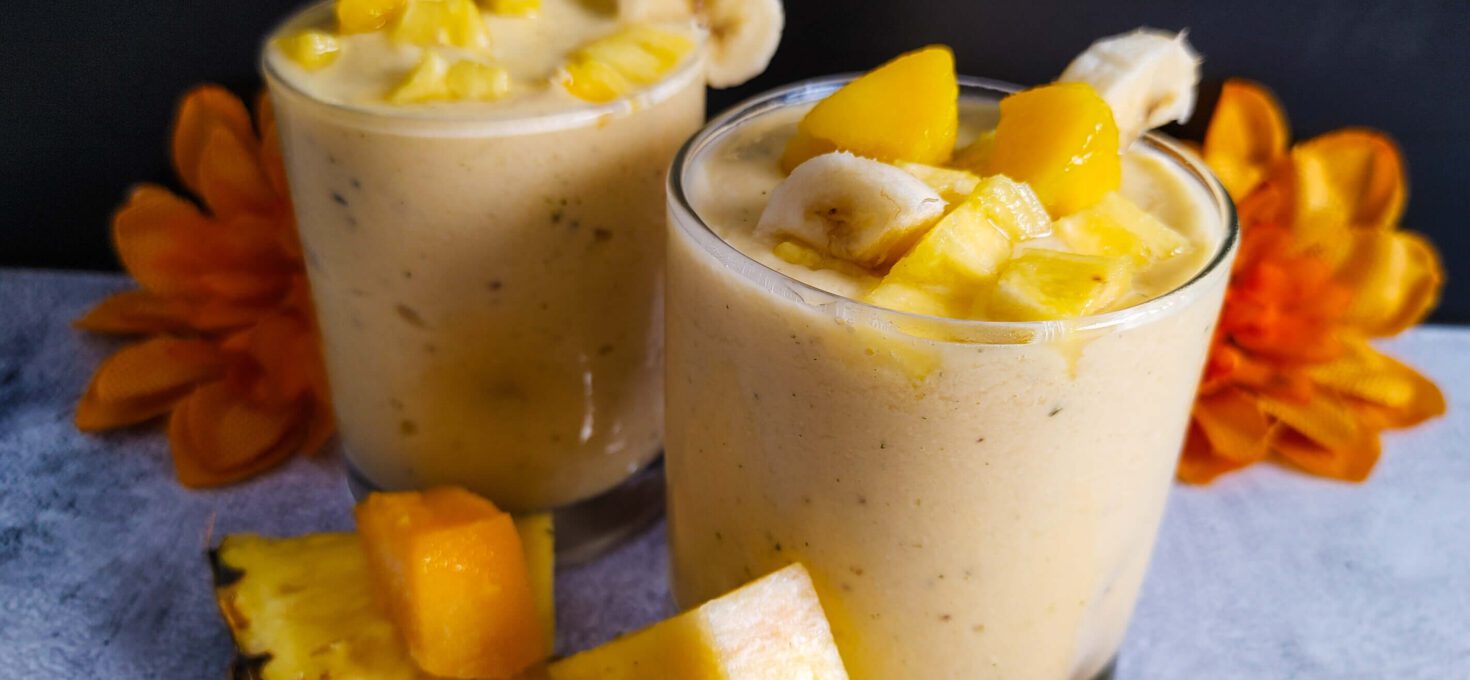 Indulge in a Creamy Mango Pineapple Banana Smoothie