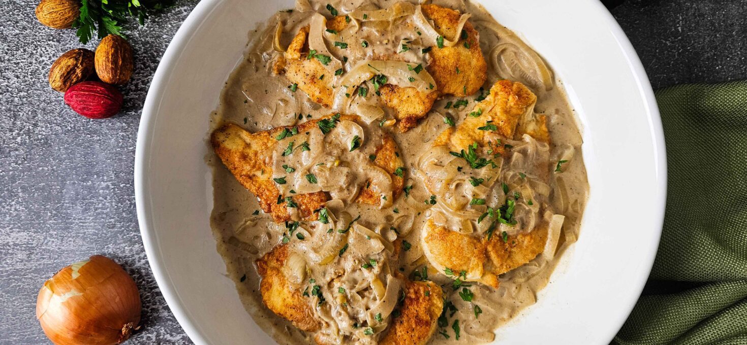 The Best Caramelized Onion Creamy Smothered Chicken
