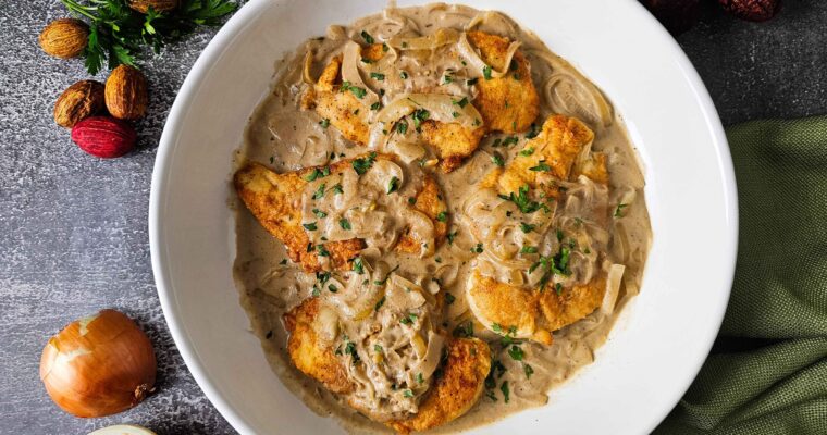 The Best Caramelized Onion Creamy Smothered Chicken