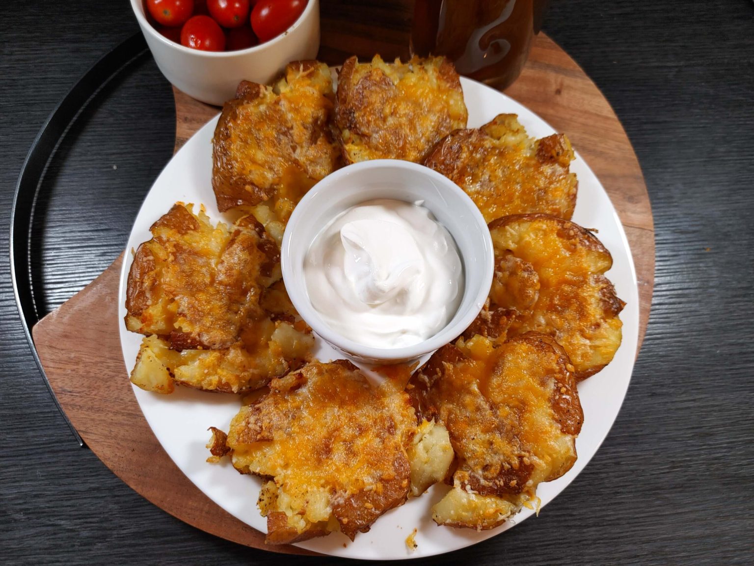 Easy Crispy Smashed Potatoes - U Keep Cooking