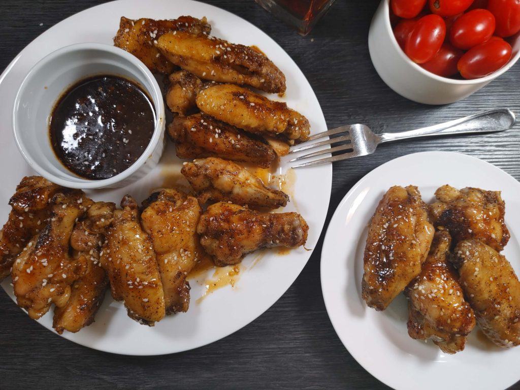 PLATED CHICKEN WINGS