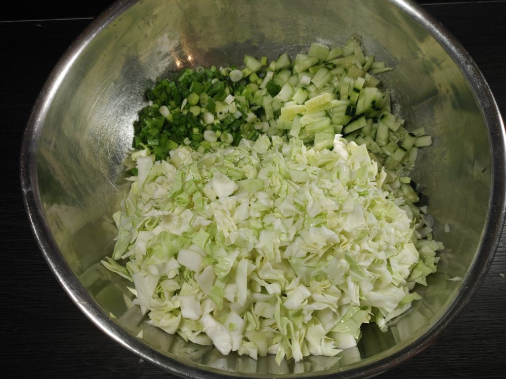 VEGETABLES CHOPPED IN A BOWL