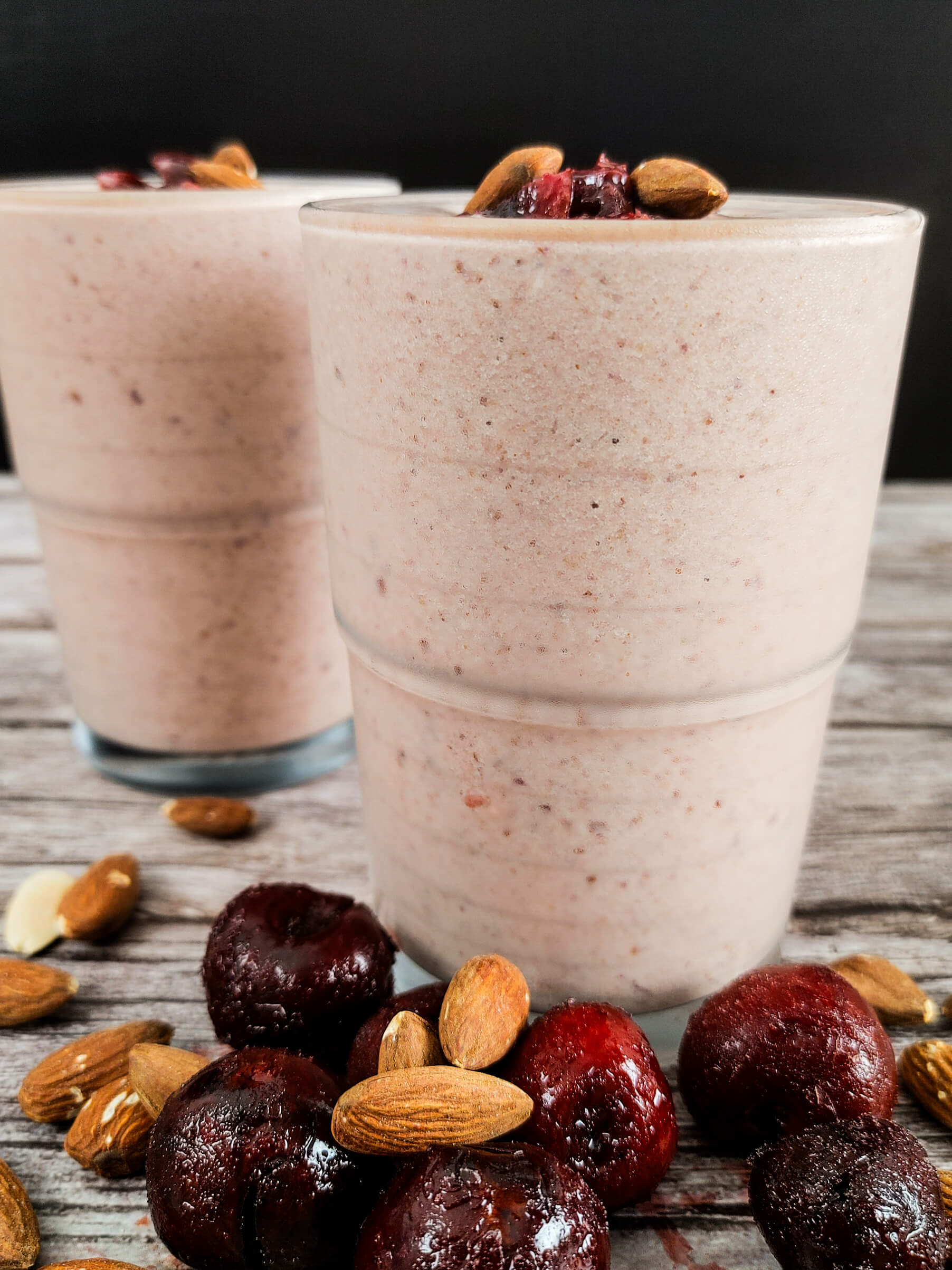 POUR AND SERVE THE SWEET CHERRY ALMOND SMOOTHIE