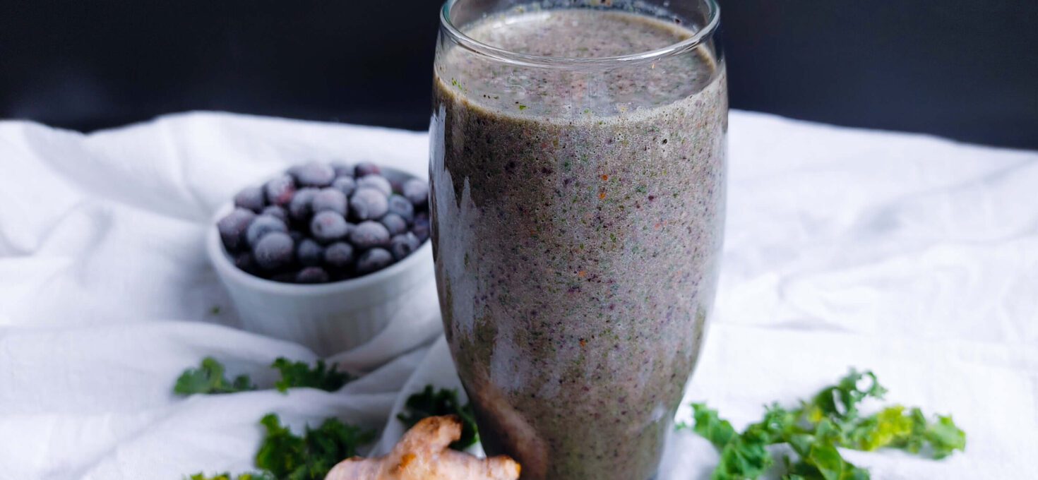 Kale Blueberry Detox Smoothie