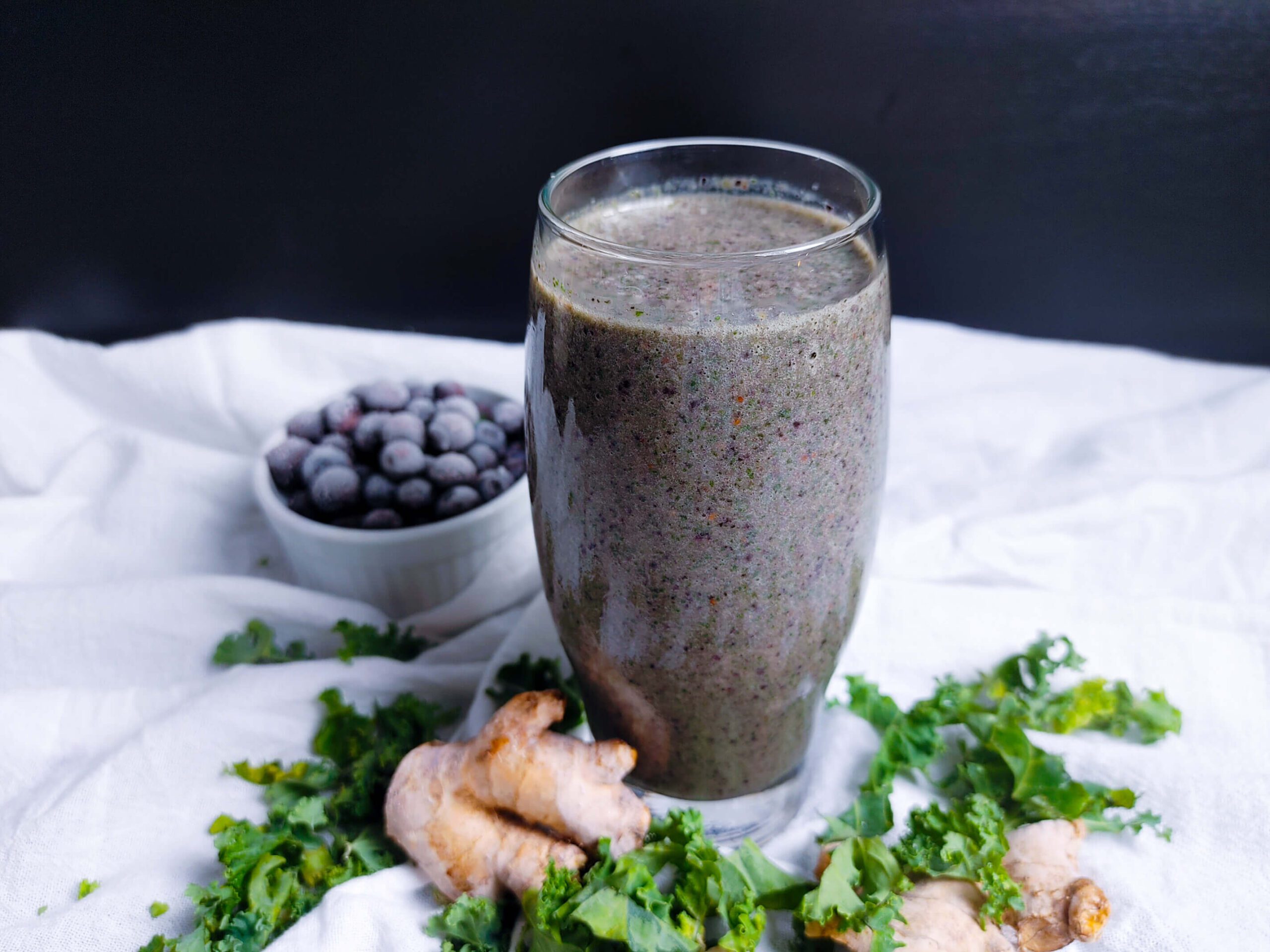 Kale Blueberry Detox Smoothie