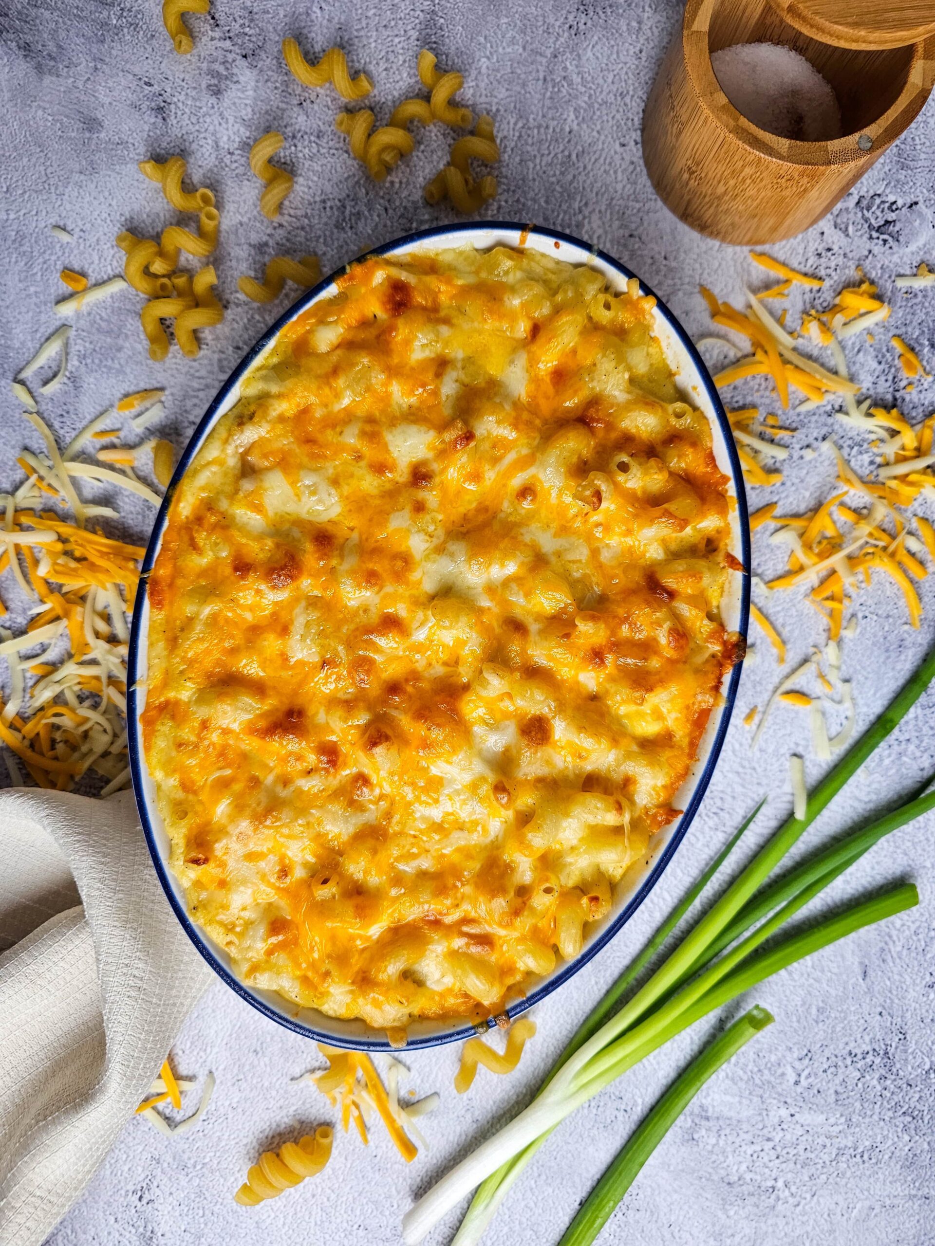 BAKE AND SERVE THE BUBBLY MACARONI AND CHEESE