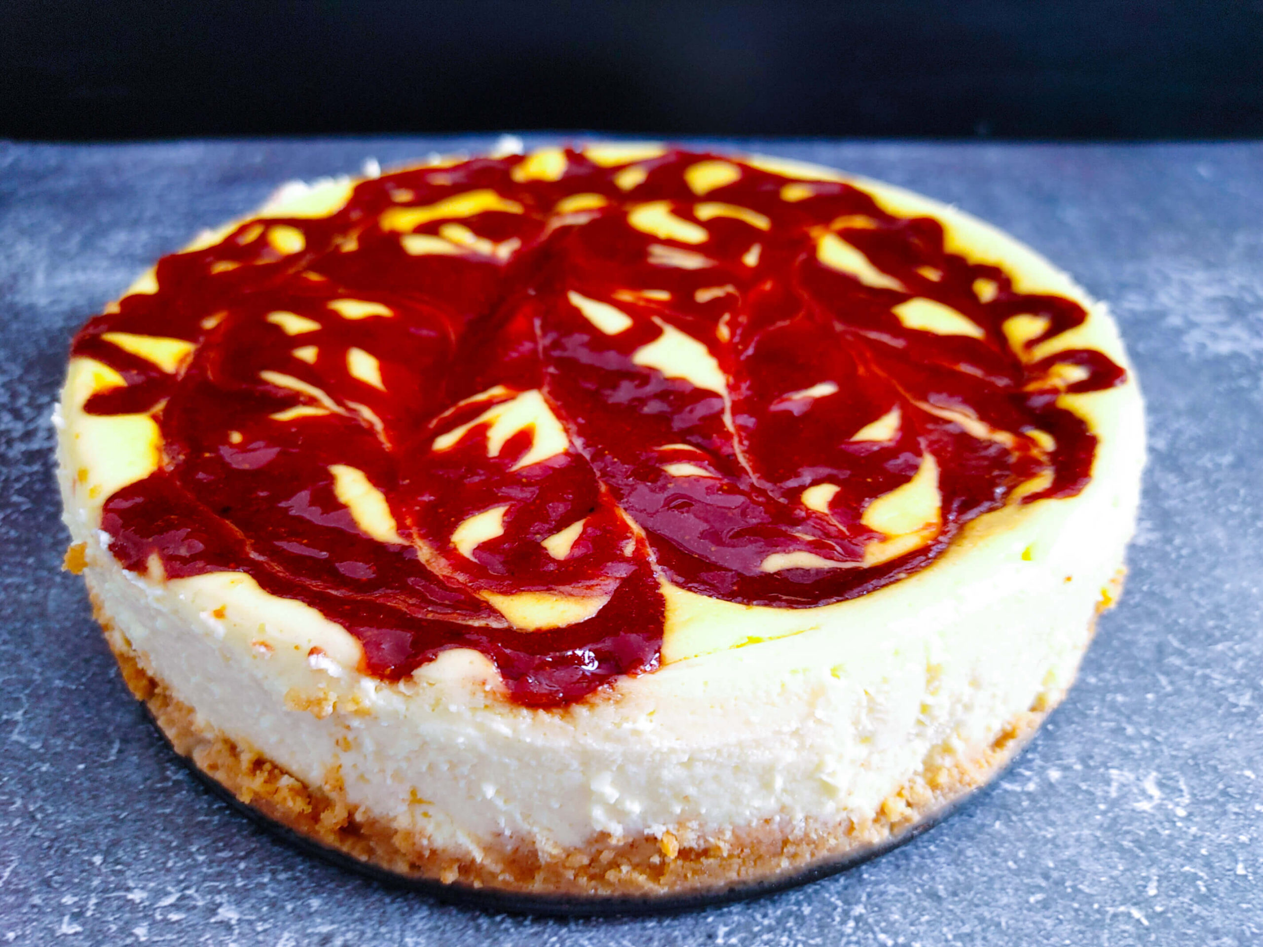 BAKED AND COOLED CHEESECAKE