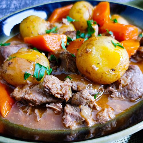 SET AS FEATURED IMAGE