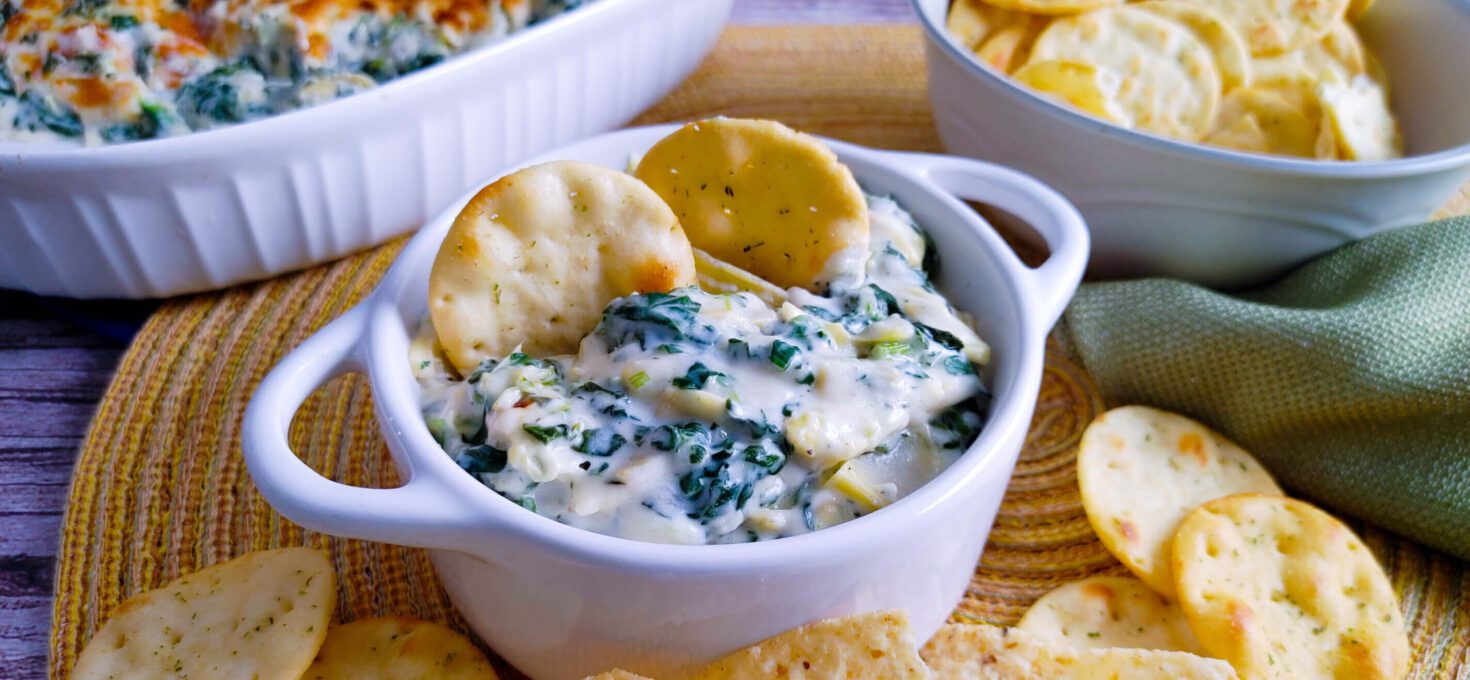 Hot Applebee’s Spinach Artichoke Dip: Copycat Recipe