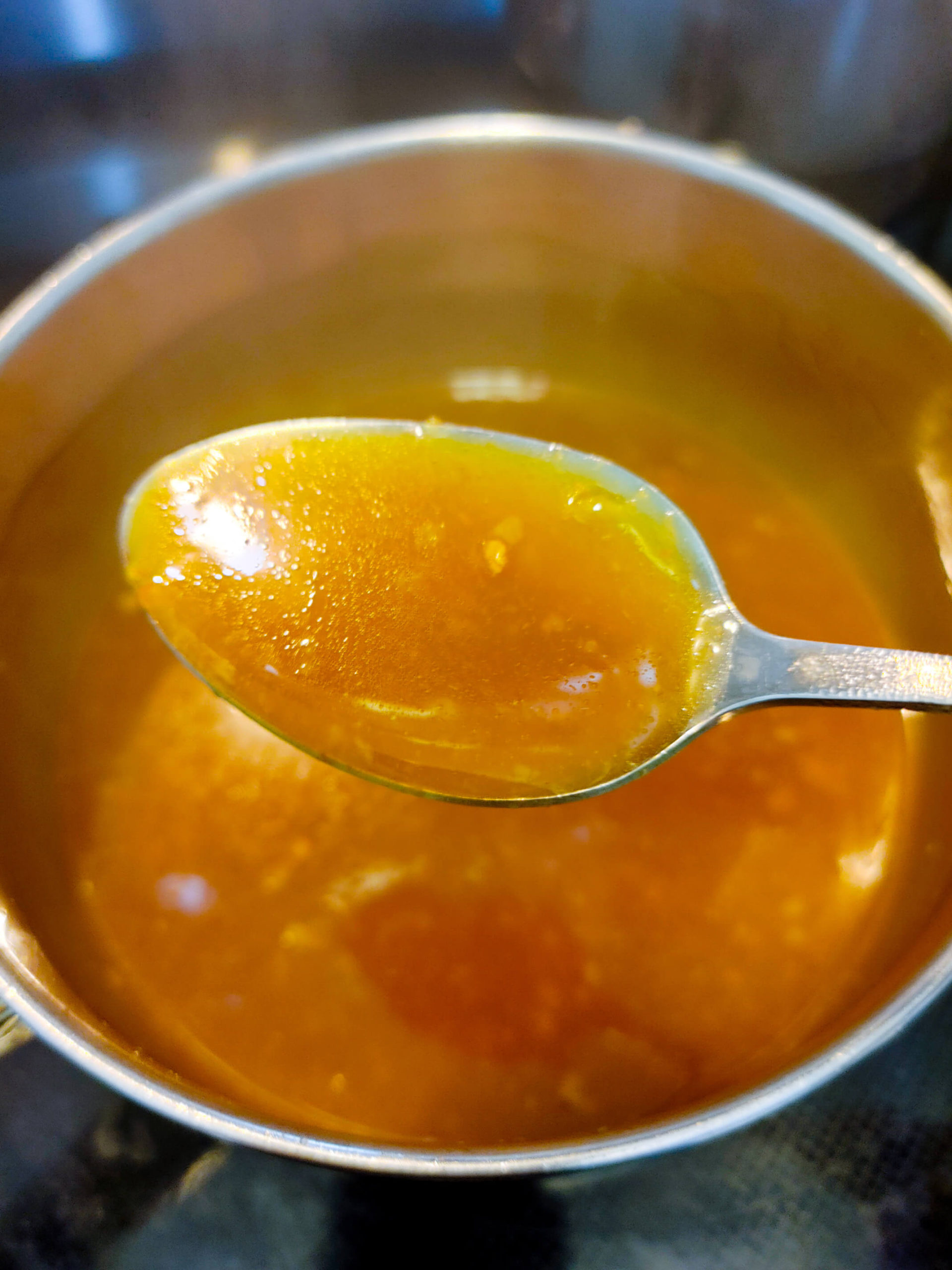 THICKEN ORANGE SAUCE WITH A CORNSTARCH SLURRY