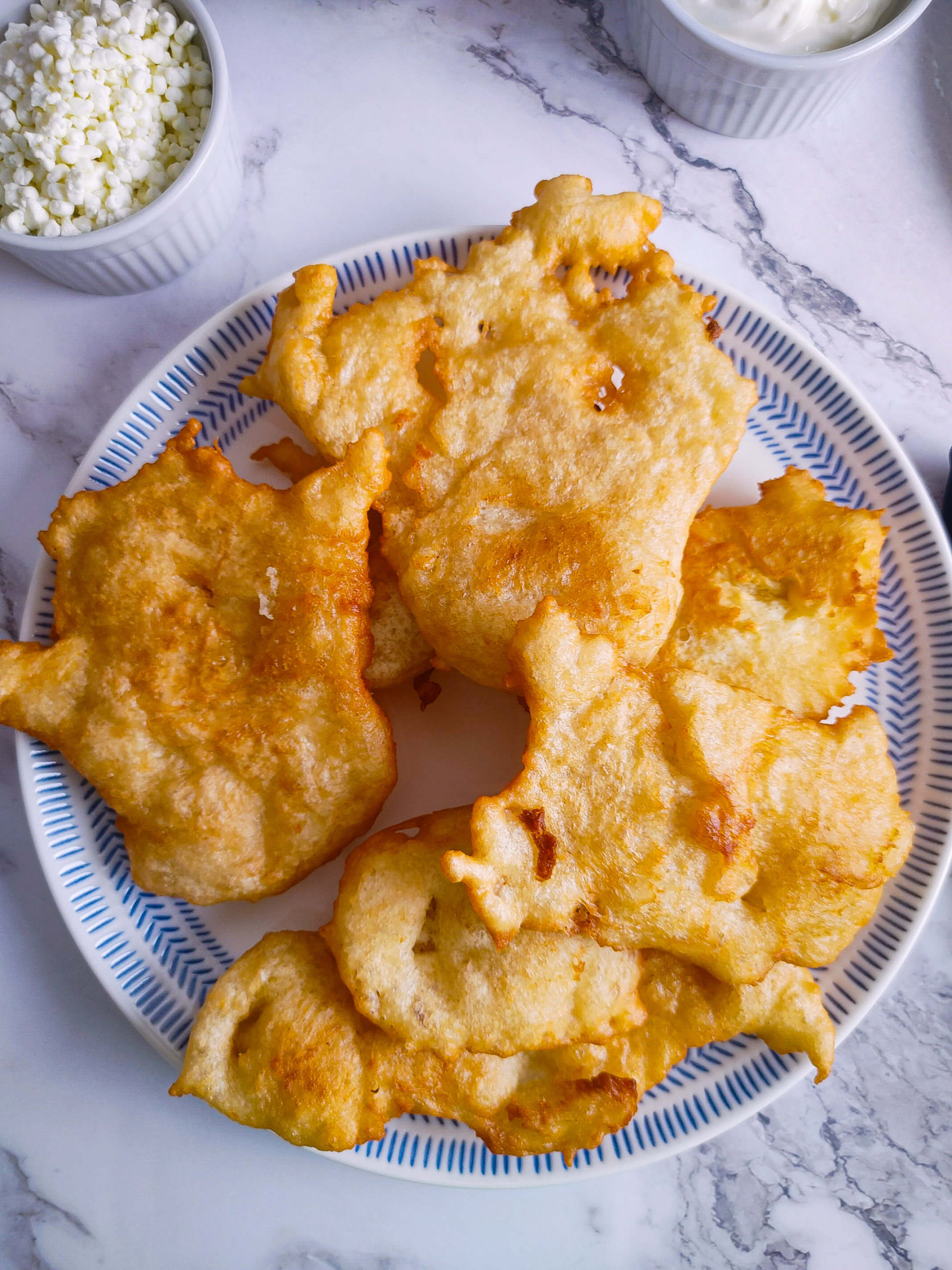 PLATED FRIED DOUGH CRISPY AND DELICIOUS