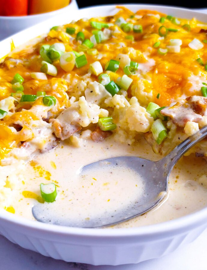 Creamy Low Carb Loaded Cheesy Cauliflower Casserole