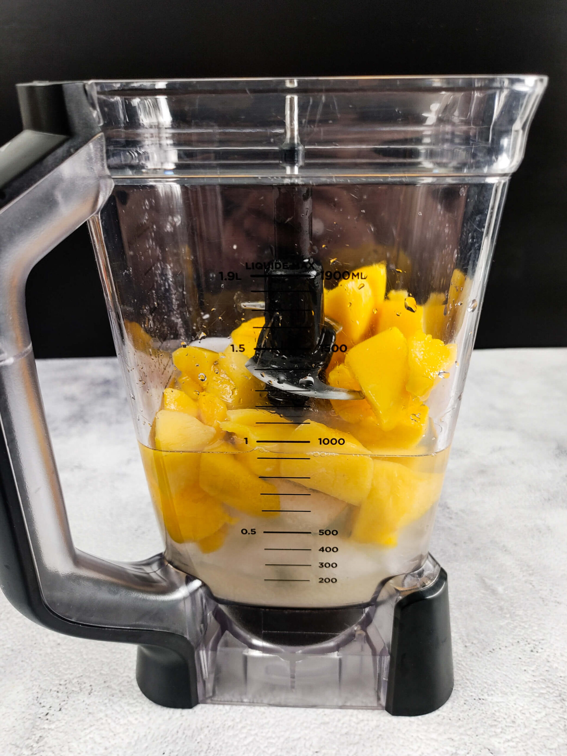 ADD INGREDIETNS TO THE BLENDER