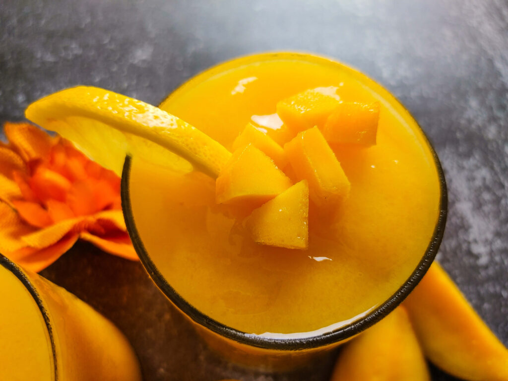 UP CLOSE TOP PICTURE OF THE FROZEN MANGO LEMONADE