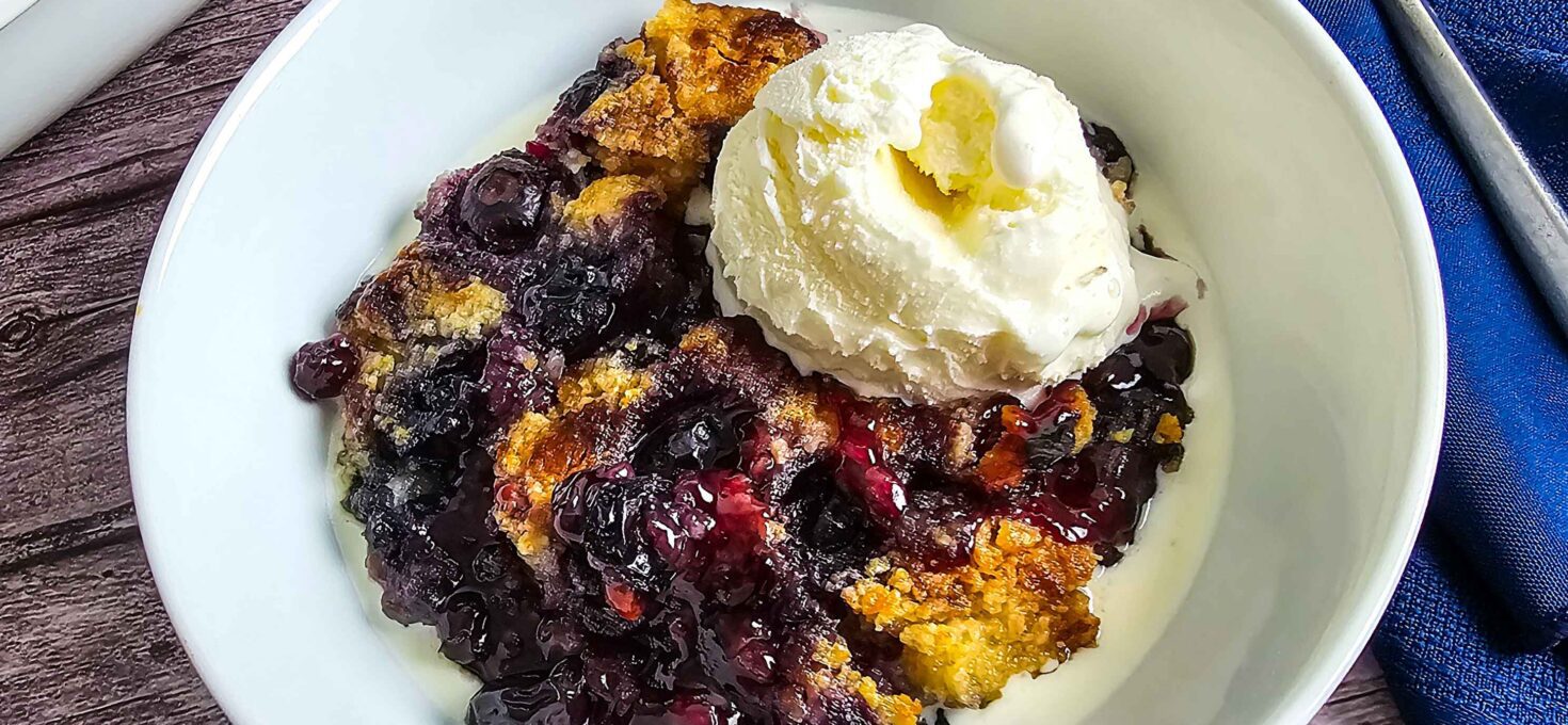 Easy-Peasy Blueberry Dump Cake