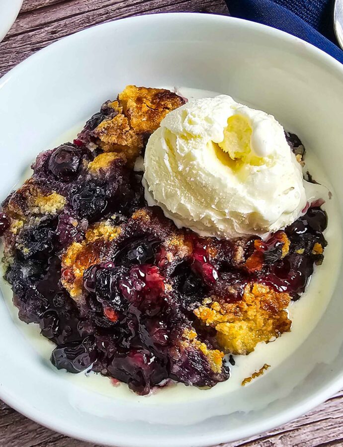 Easy-Peasy Blueberry Dump Cake