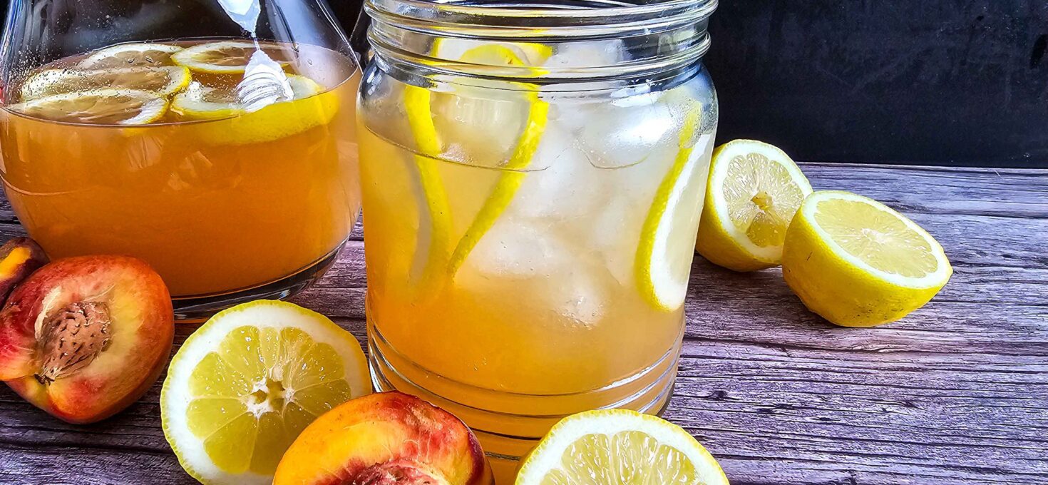 Best Ever Peach Lemonade Pitcher Recipe for Parties