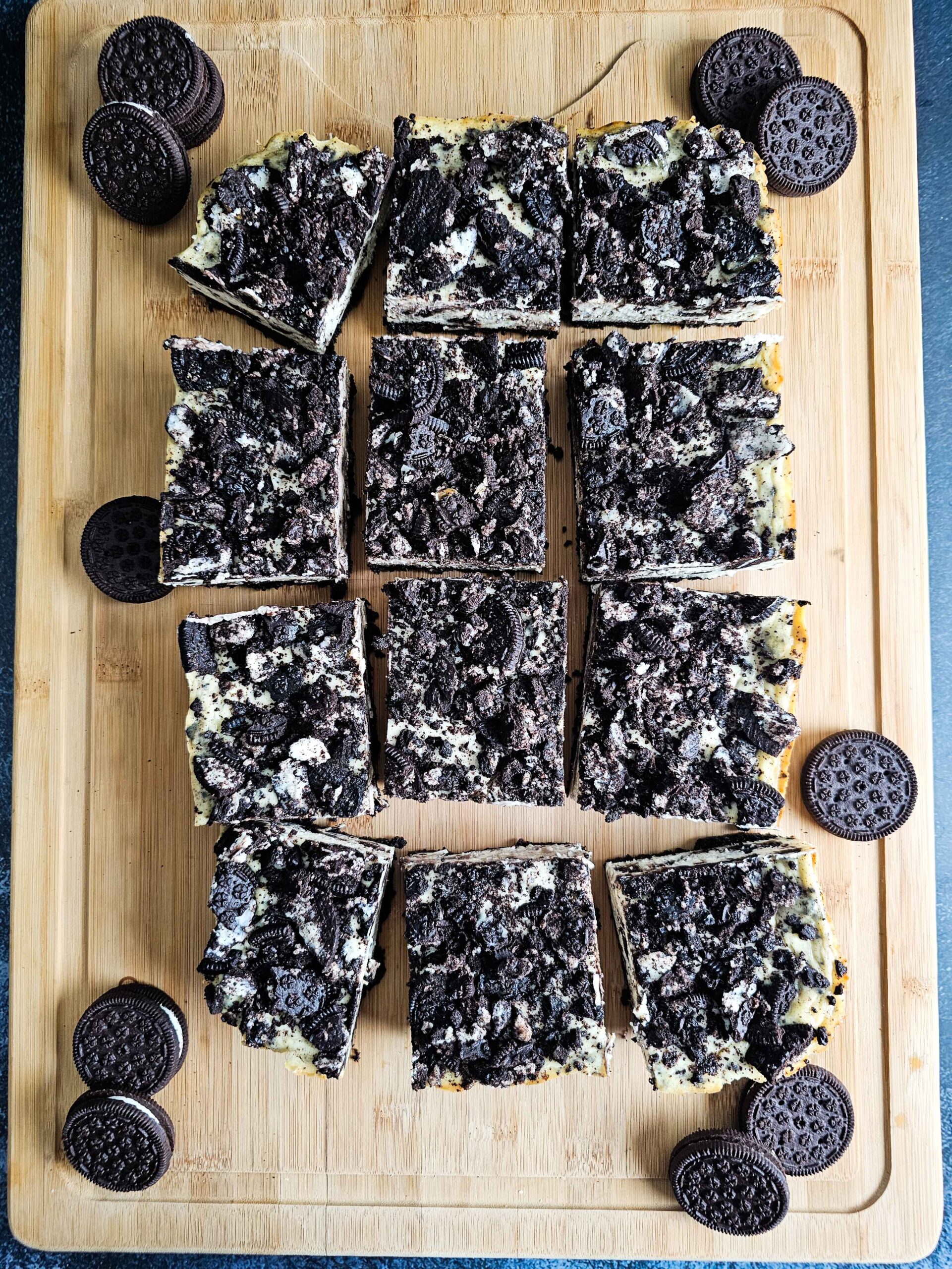 CUT AND SERVE THE CHILLED OREO COOKIE CHEESECAKE BARS