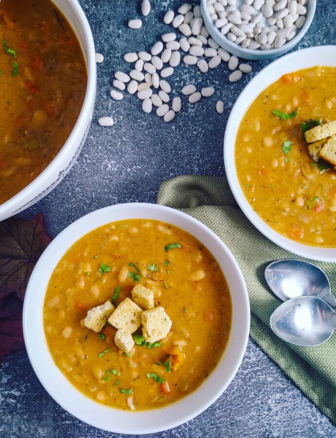 Instant Pot Rosemary White Bean and Garlic Soup