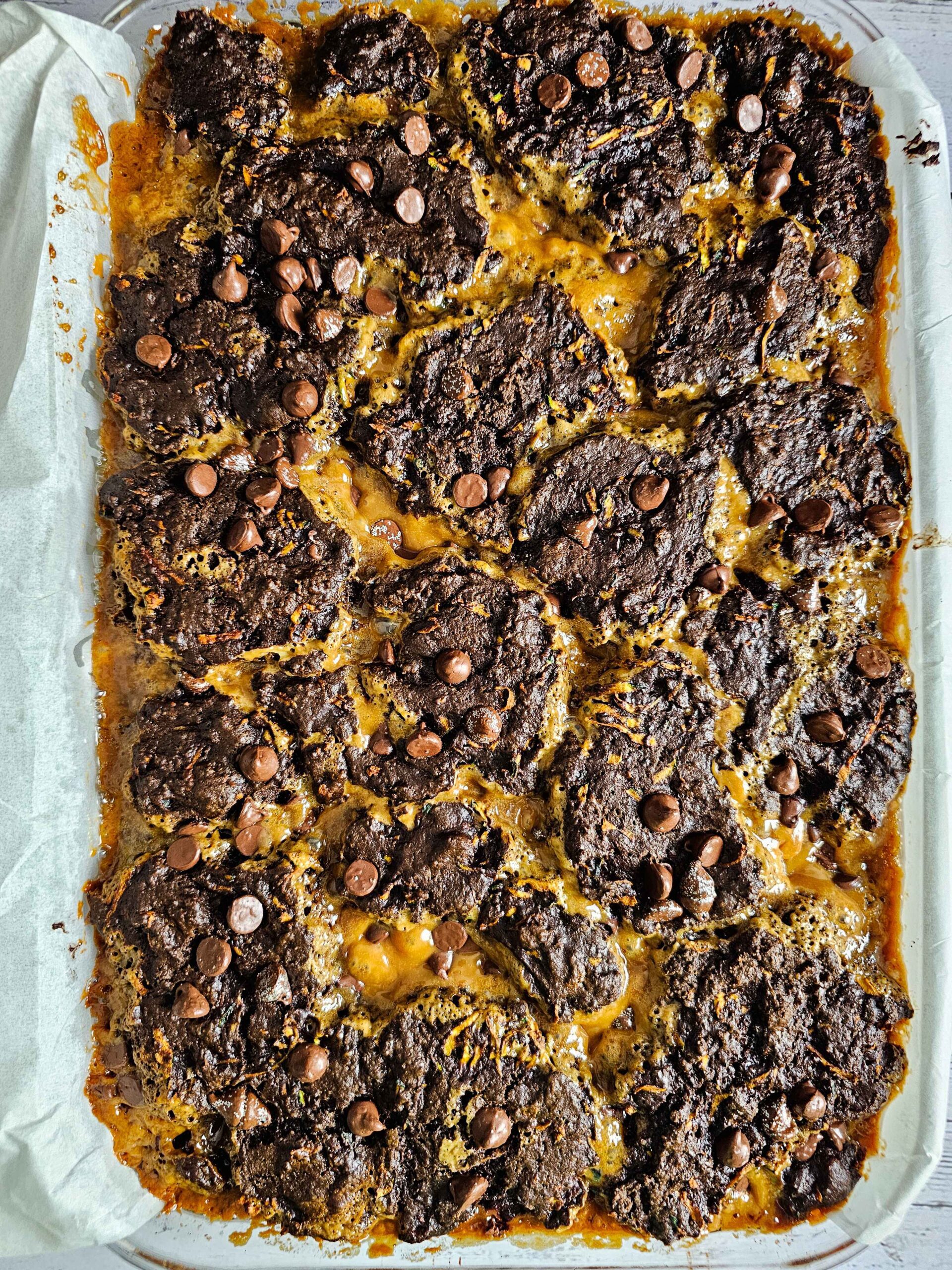 BAKE THE CARAMEL ZUCCHINI BROWNIE