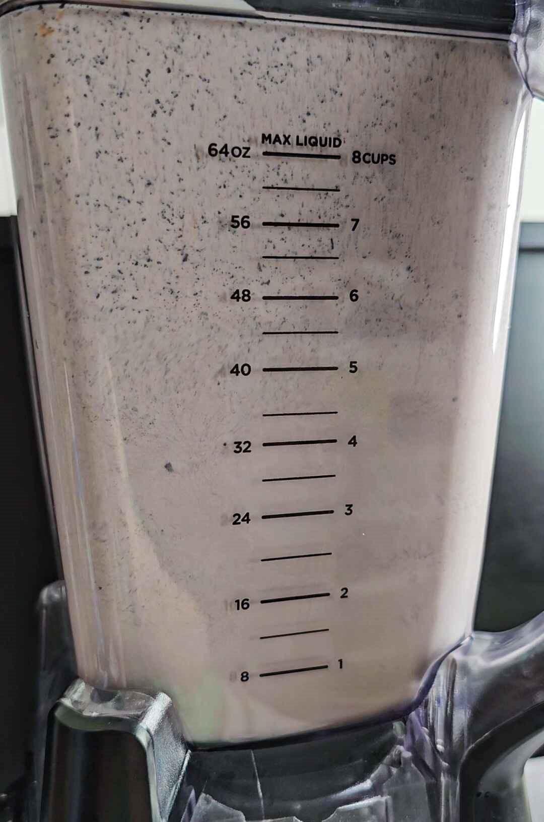 BLEND THE OREO MILKSHAKE