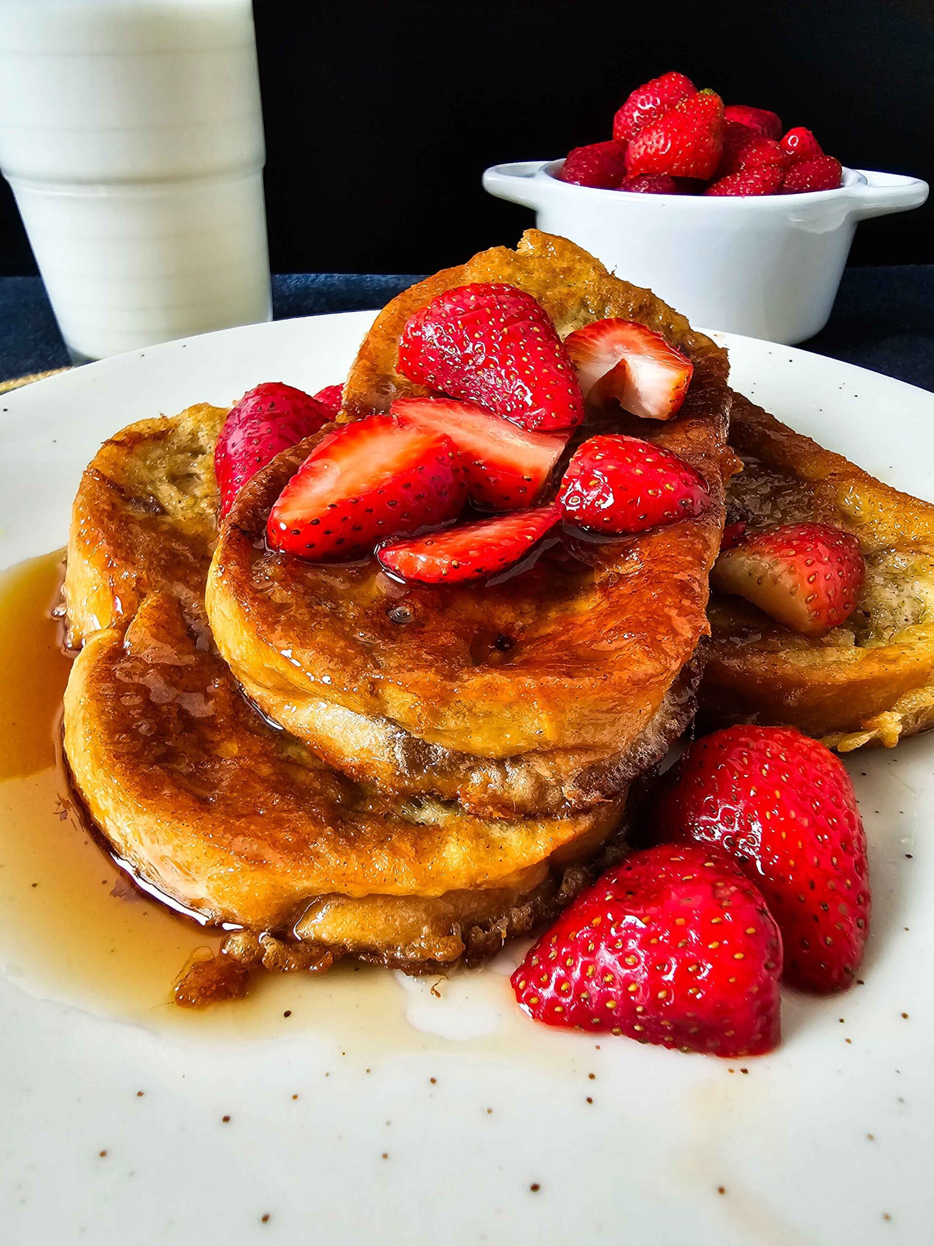 PLATE AND SERVE THE FRENCH TOAST