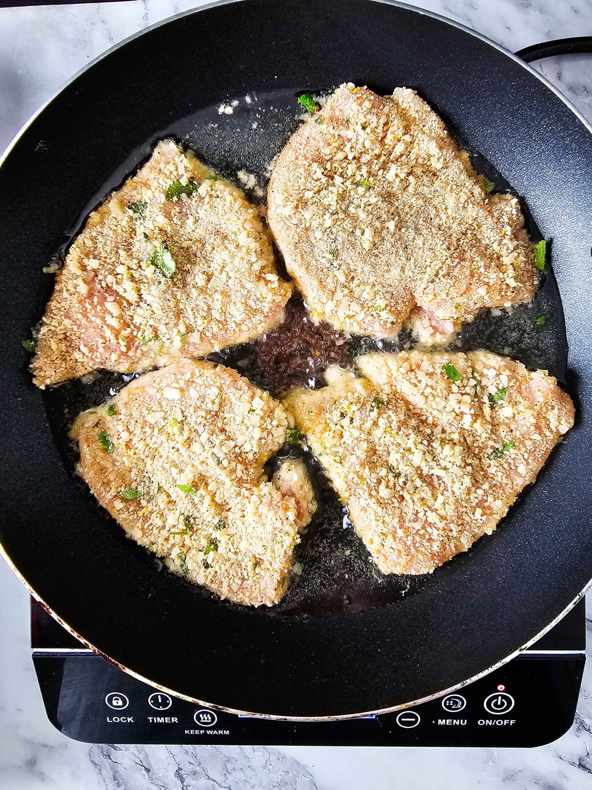 PAN FRY THE CHICKEN CUTLETS