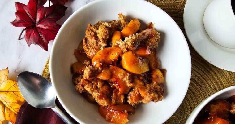 Easy and Irresistible Peach Cobbler Bake