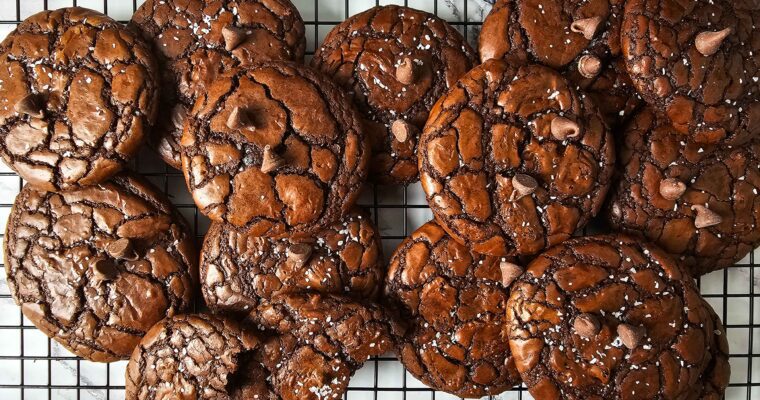 Brookie Bliss: The Ultimate Brownie Cookie