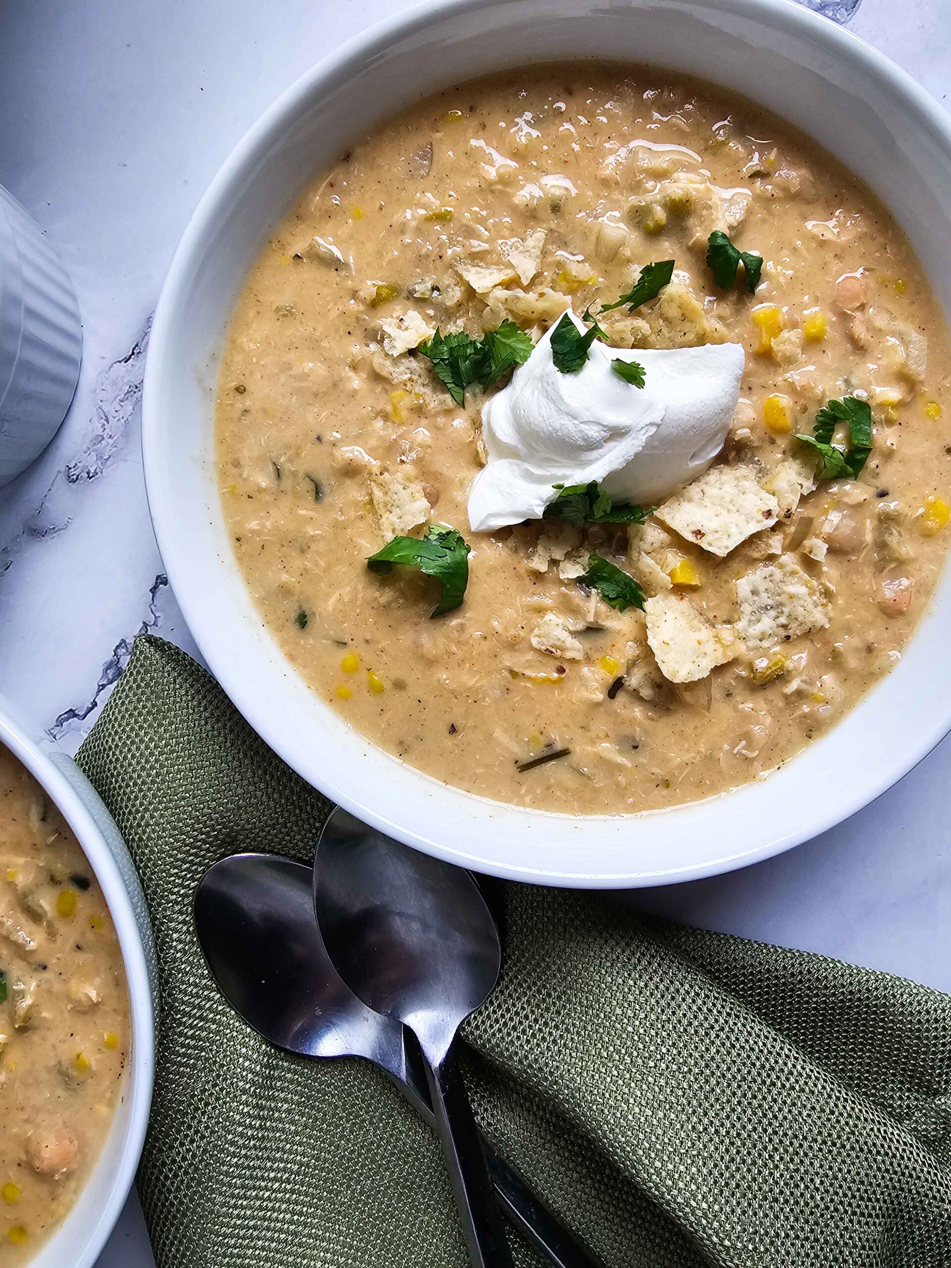 GARNISH THE WHITE CHICKEN CHILI