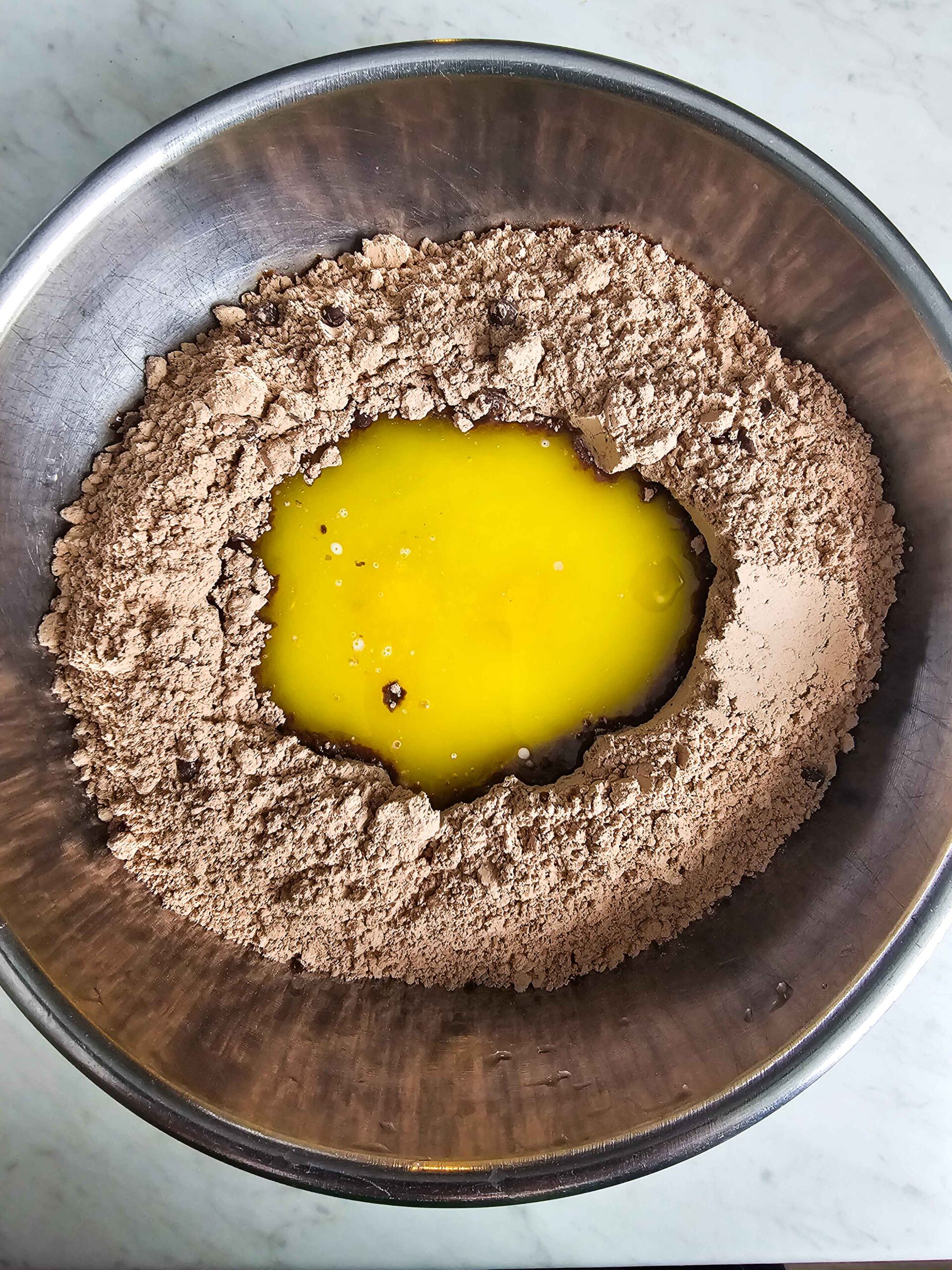 ADD THE WET INGREDIENTS TO THE DRY INGREDIENTS