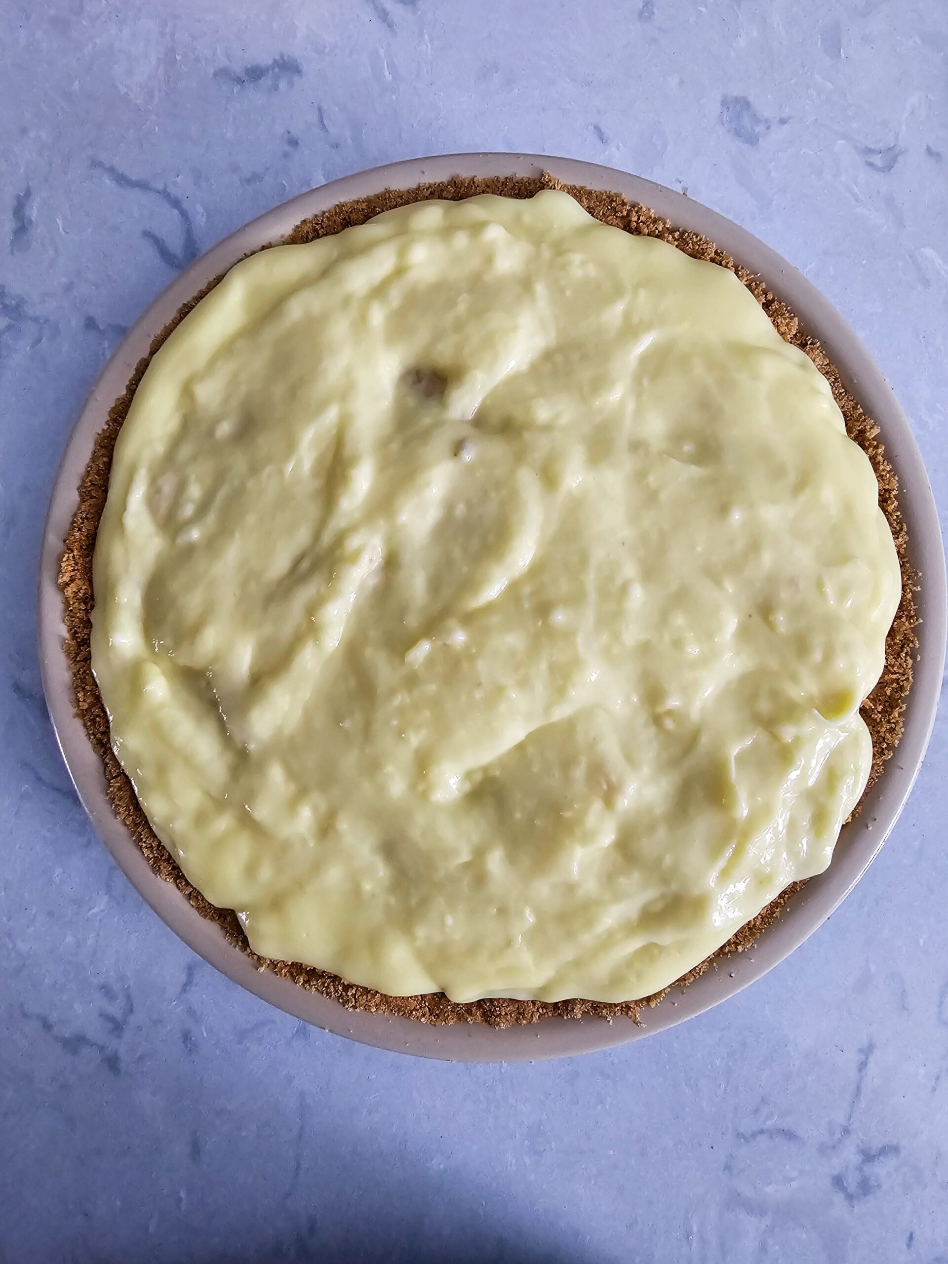 LAYER THE CUSTARD AND BANANAS SMOOTH THE TOP AND REFIGERATE FOR 4 HOURS