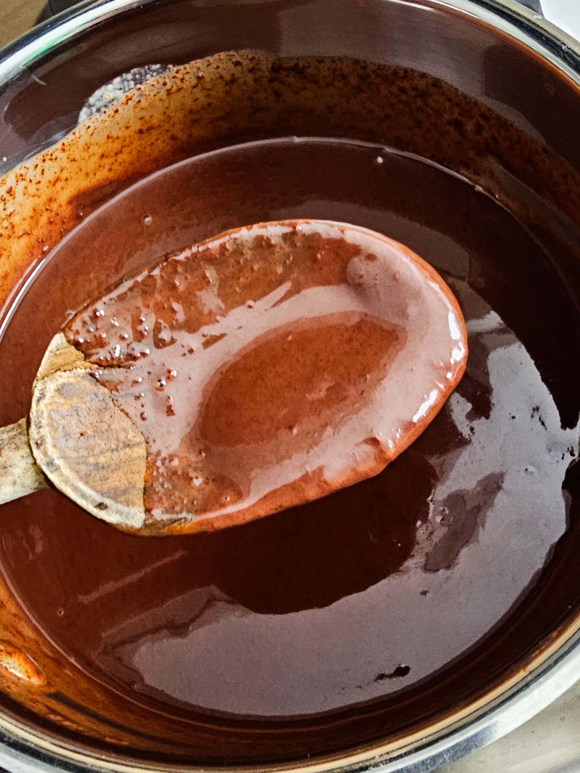 PREPARE THE CHOCOLATE FILLING