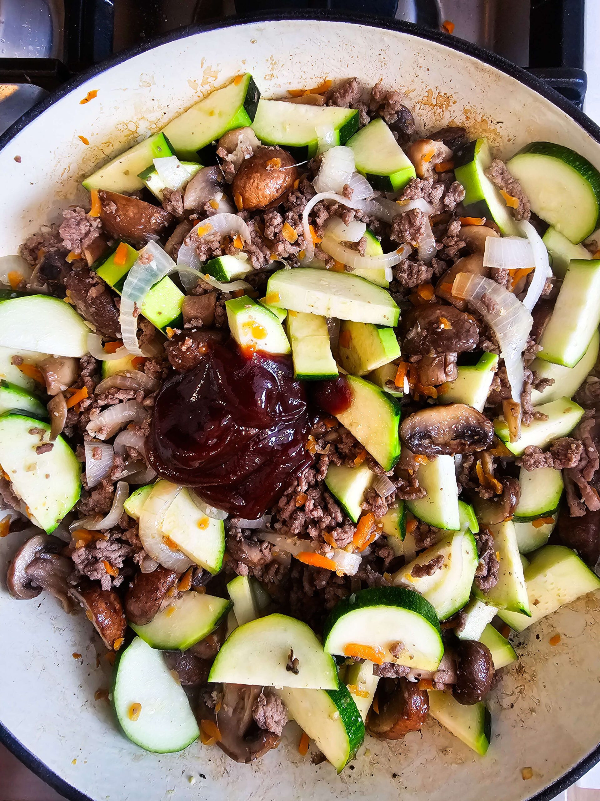 ADD THE SAUCE TO THE SKILLET AND COMBINE EVERYTHING