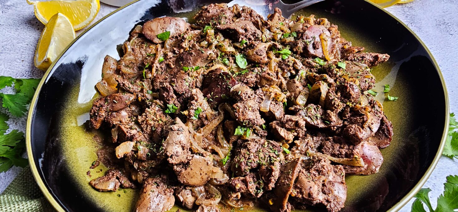 Easy Skillet Chicken Livers with Cream and White Wine