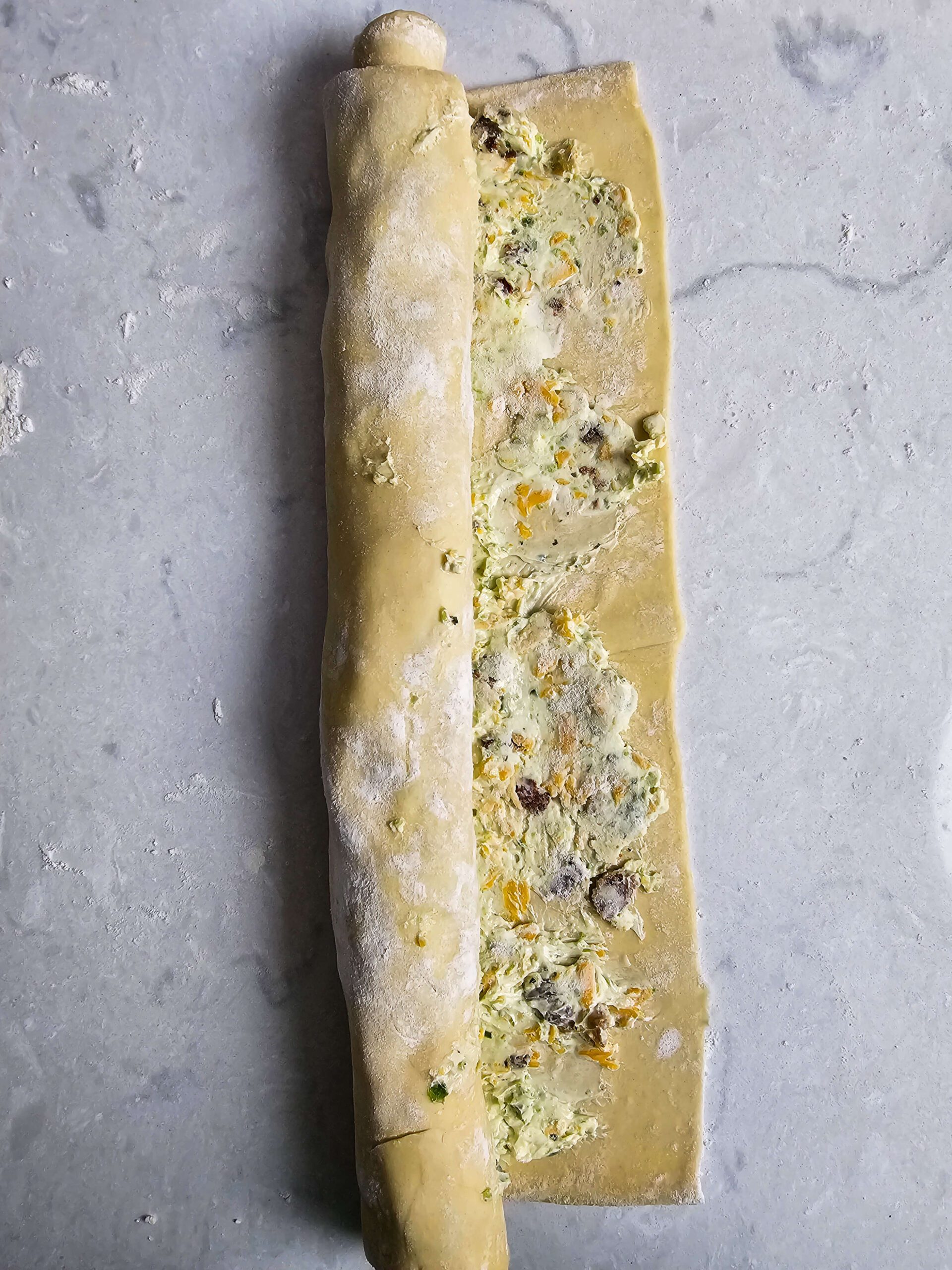 ROLL THE PUFF PASTRY UP