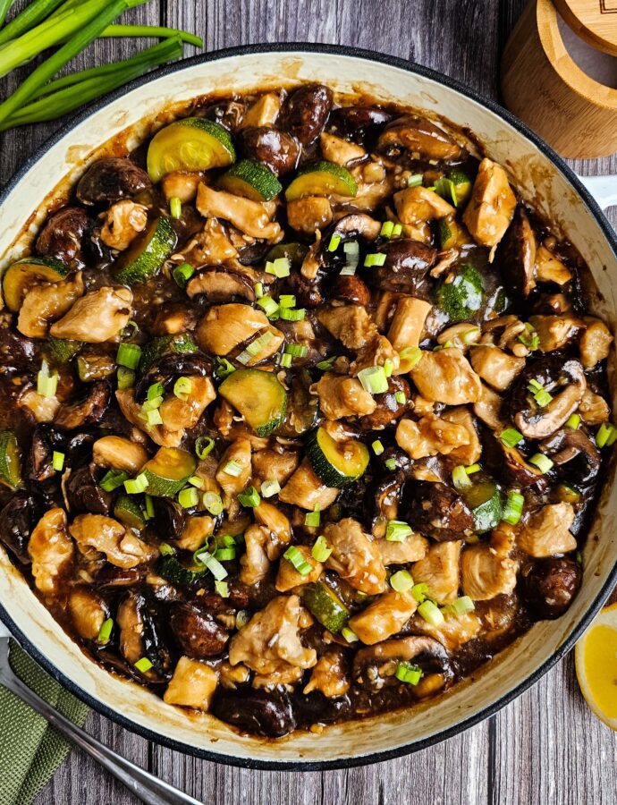 Quick Chicken Mushroom & Zucchini Stir-Fry: Low-Carb Dinner