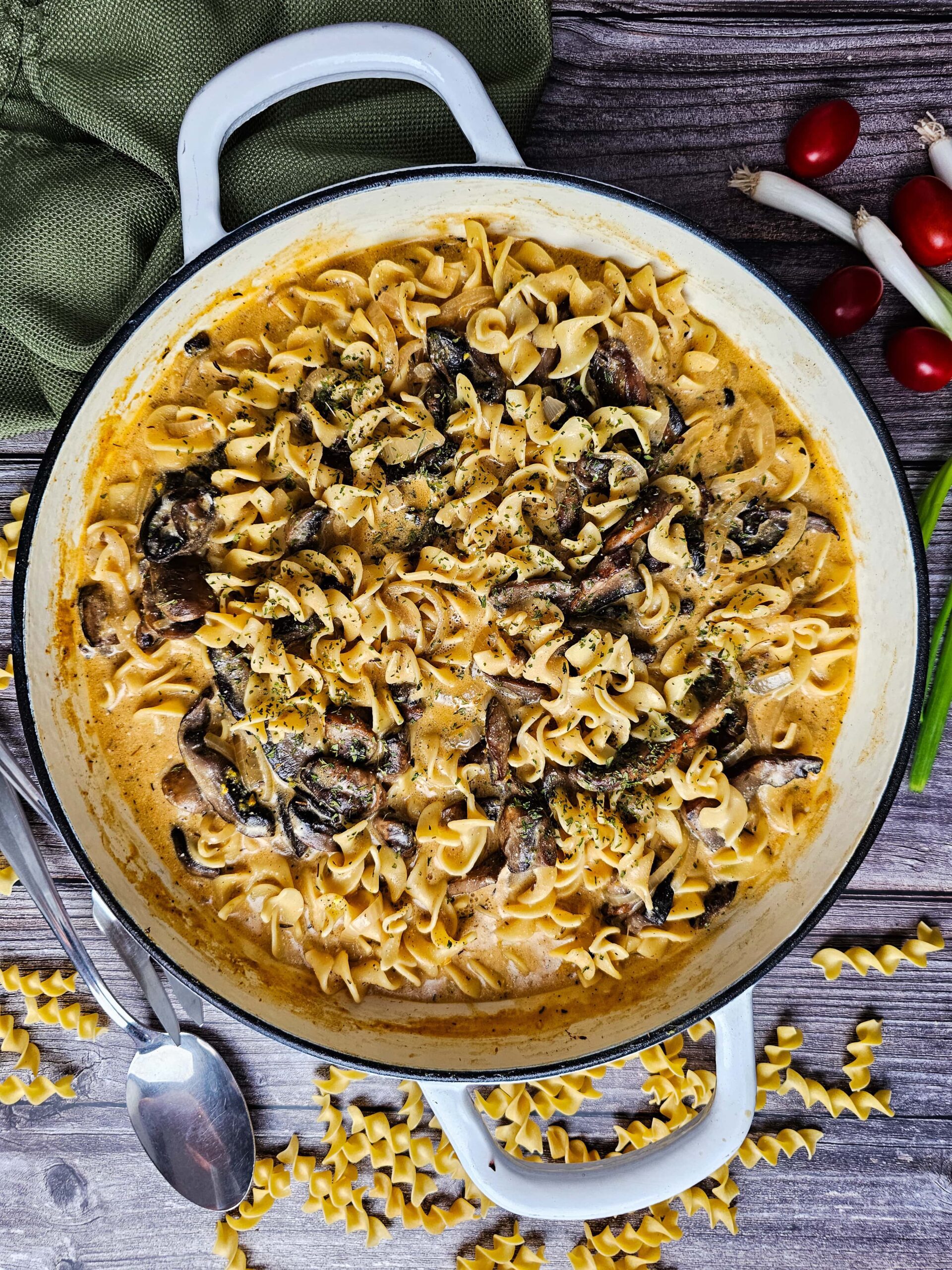 ADD THE PASTA TO THE SKILLET AND STIRRING TO COMBINE... READY TO SERVE