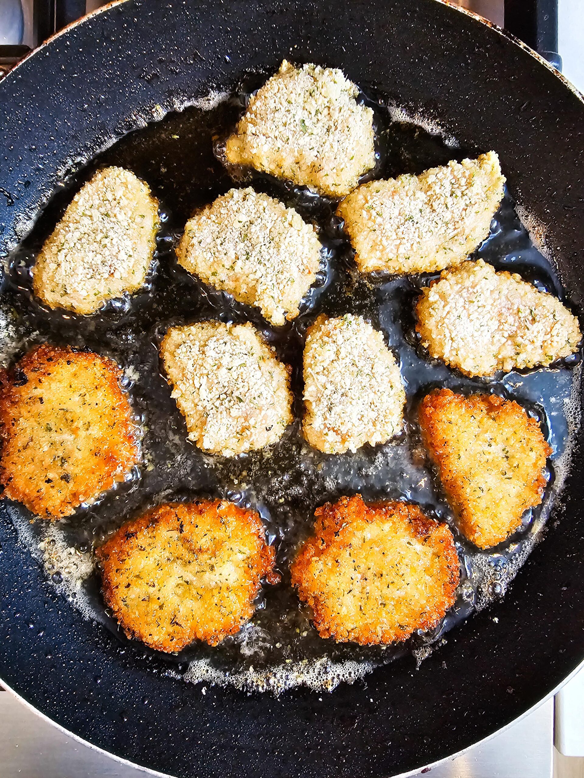 FRY THE NUGGETS IN VEGETABLE OIL