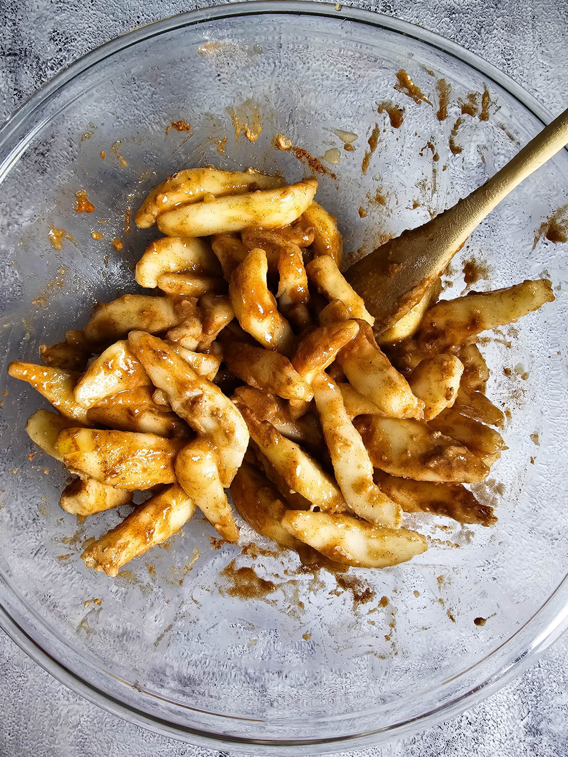 COMBINE THE FILLING INGREDIENTS AND COMBINE